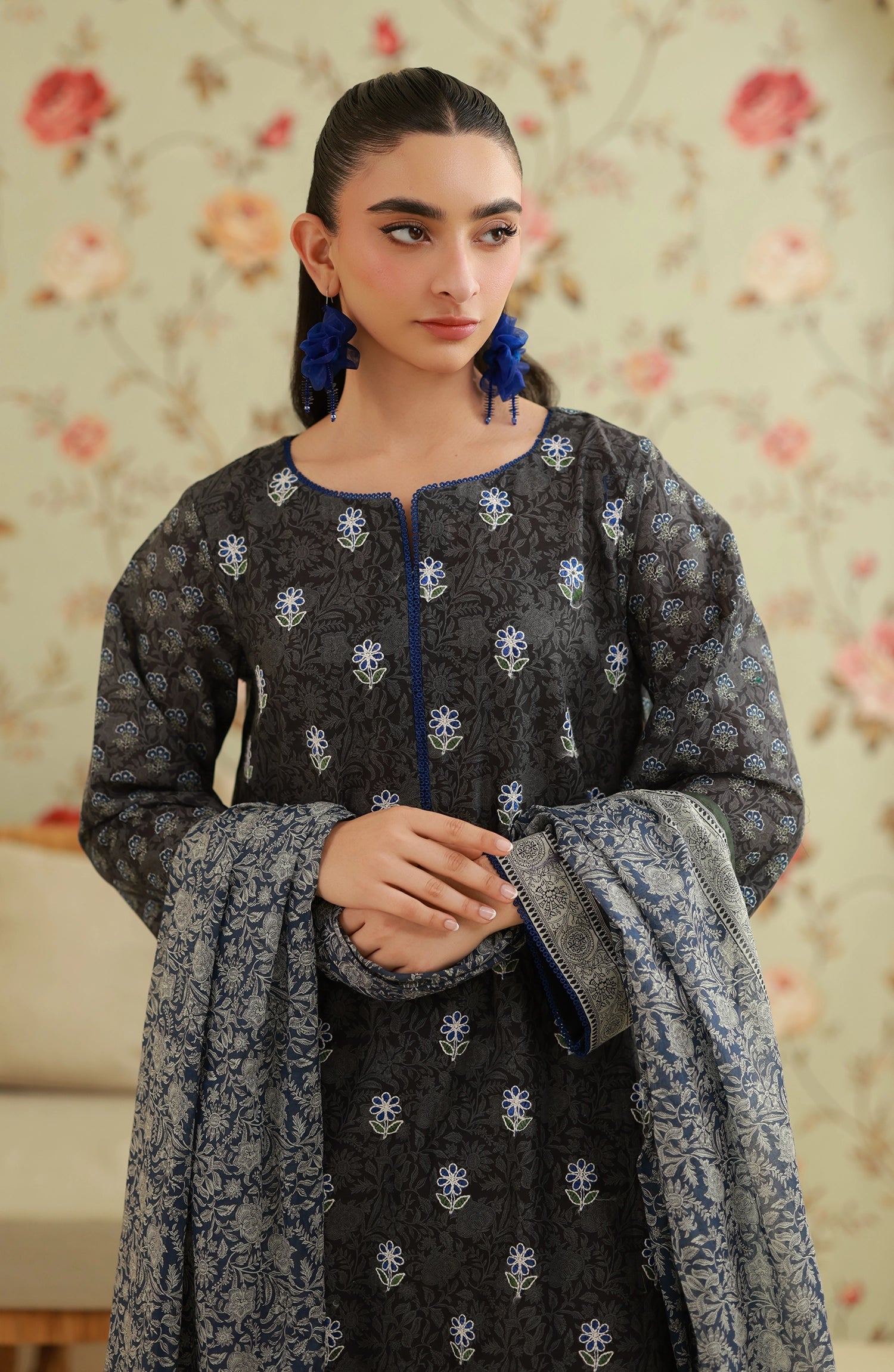 Unstitched | 3 Piece | Embroidered | Lawn Shirt | OTL-20569/U BLACK