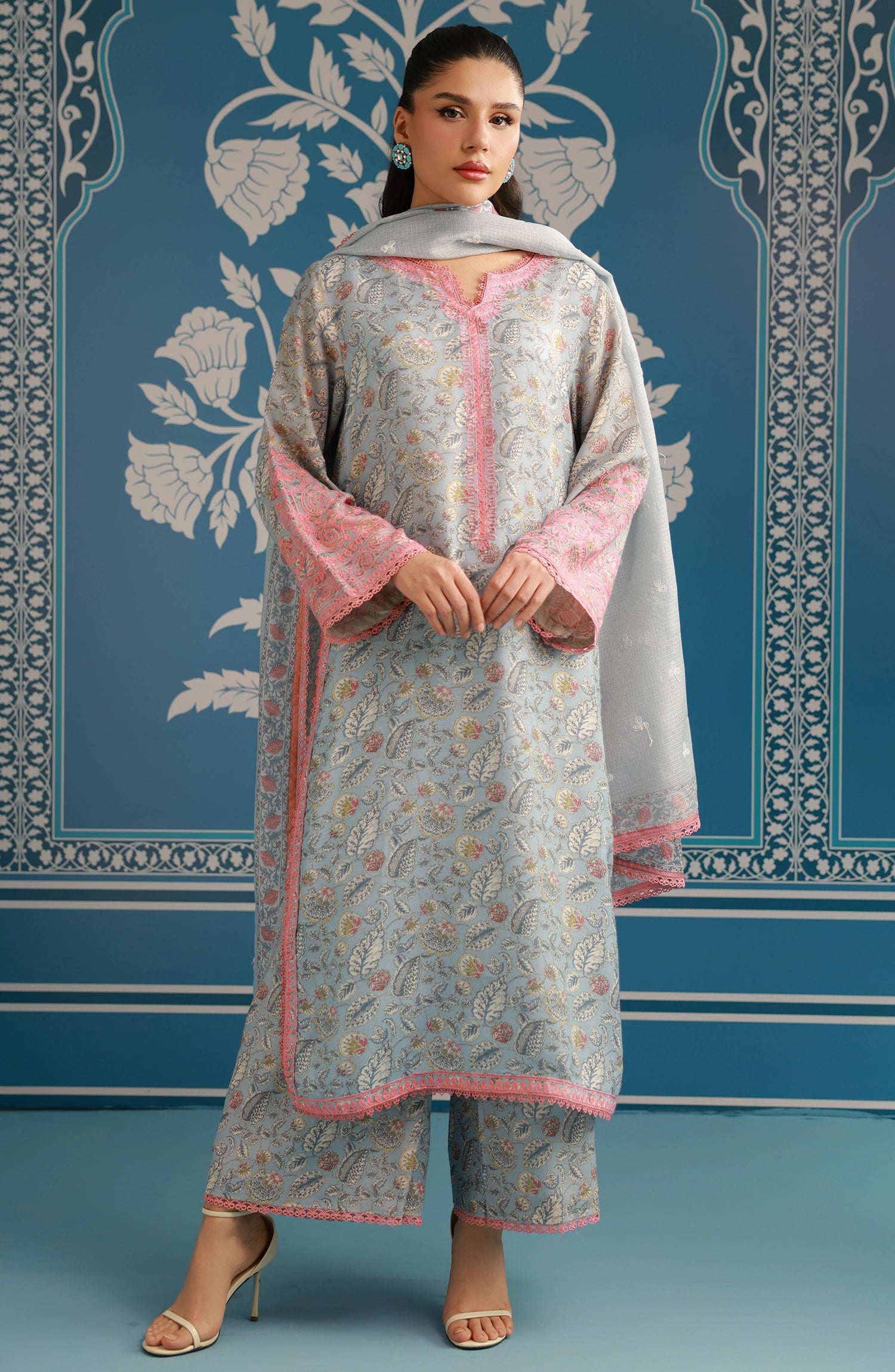 Stitched | 3 Piece | Embroidered | Raw Silk Shirt | WRCC25S-3006/S GREY