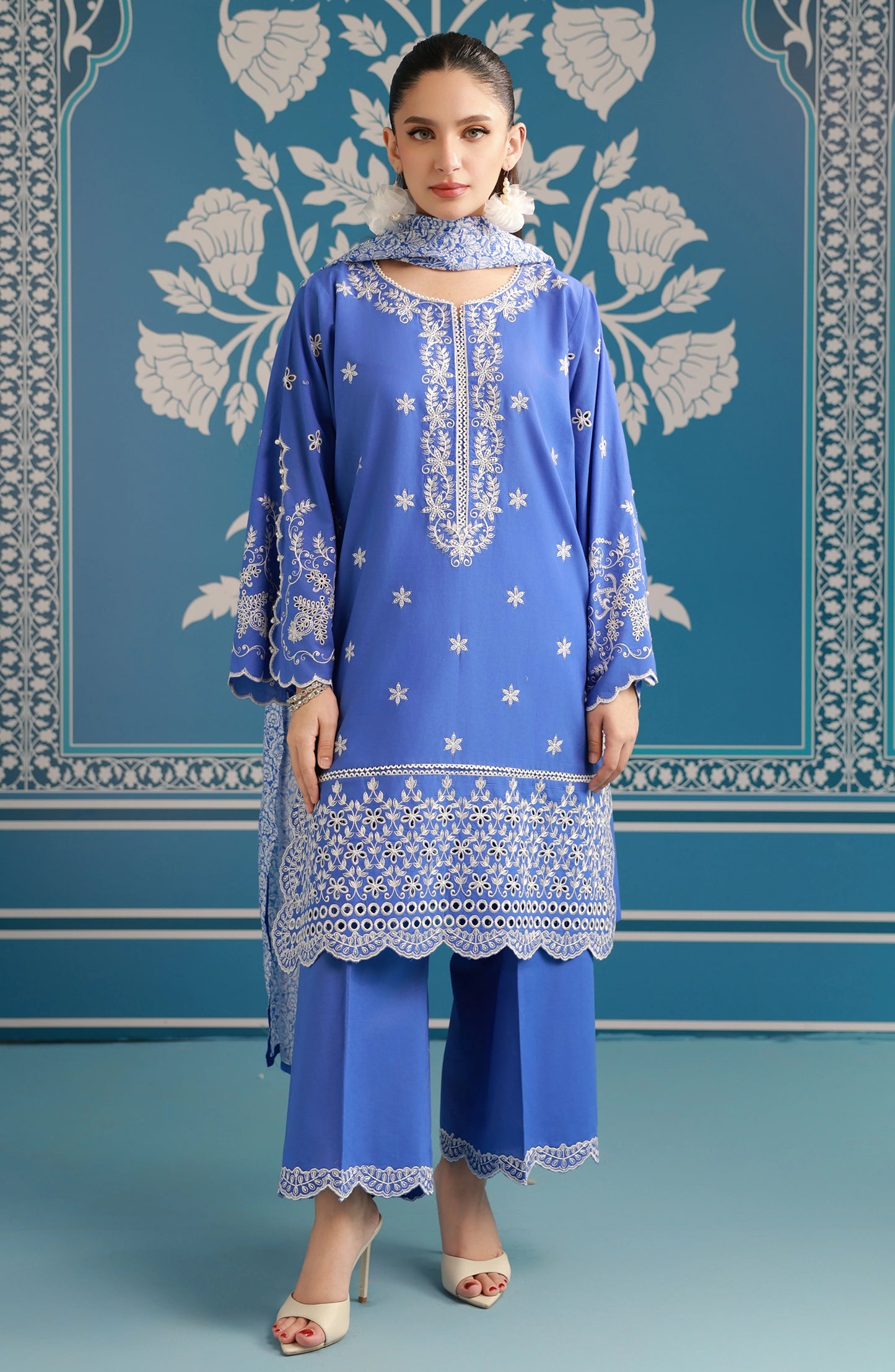 Unstitched | 3 Piece | Embroidered | CHIKANKARI Shirt | WRFC25S-3020/U Blue