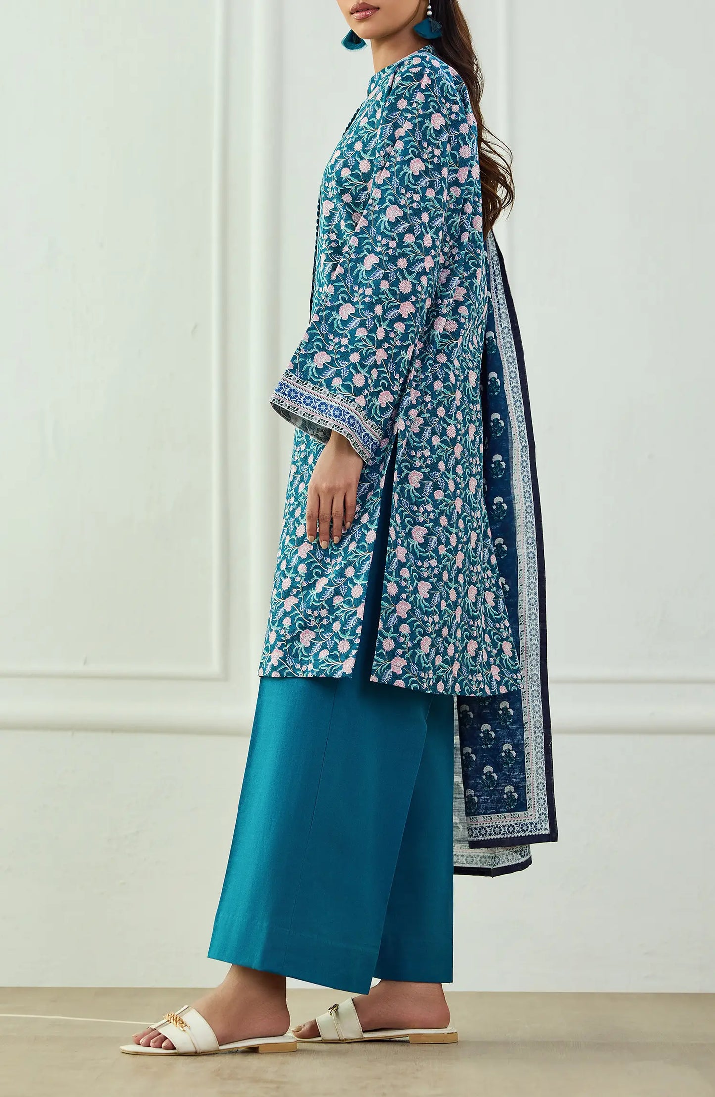 Unstitched | 3 Piece | Printed | Khaddar Shirt | OTL-25-438/U TEAL