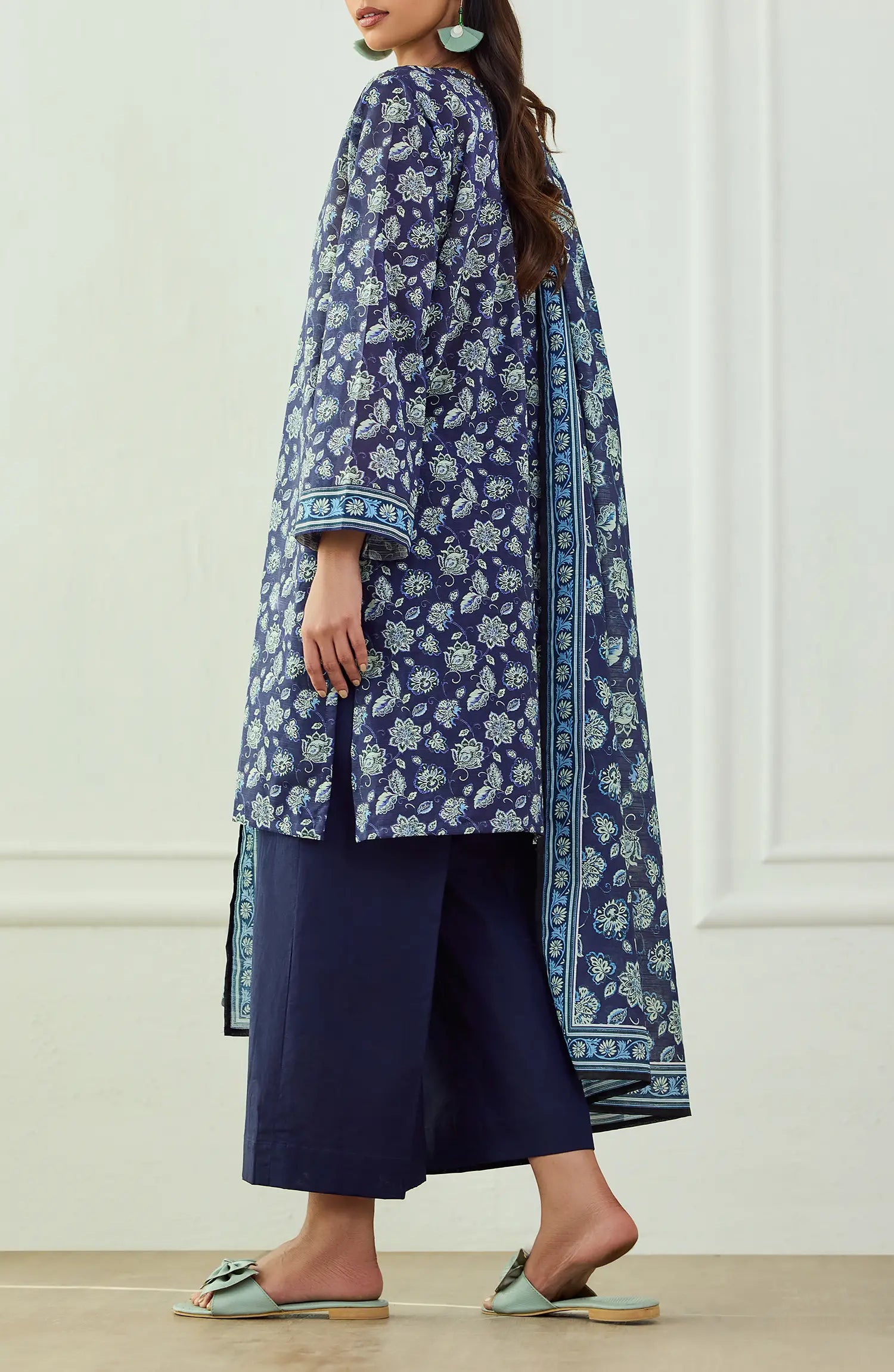 Unstitched | 3 Piece | Printed | Texture Lawn Shirt | OTL-25-469/U PURPLE