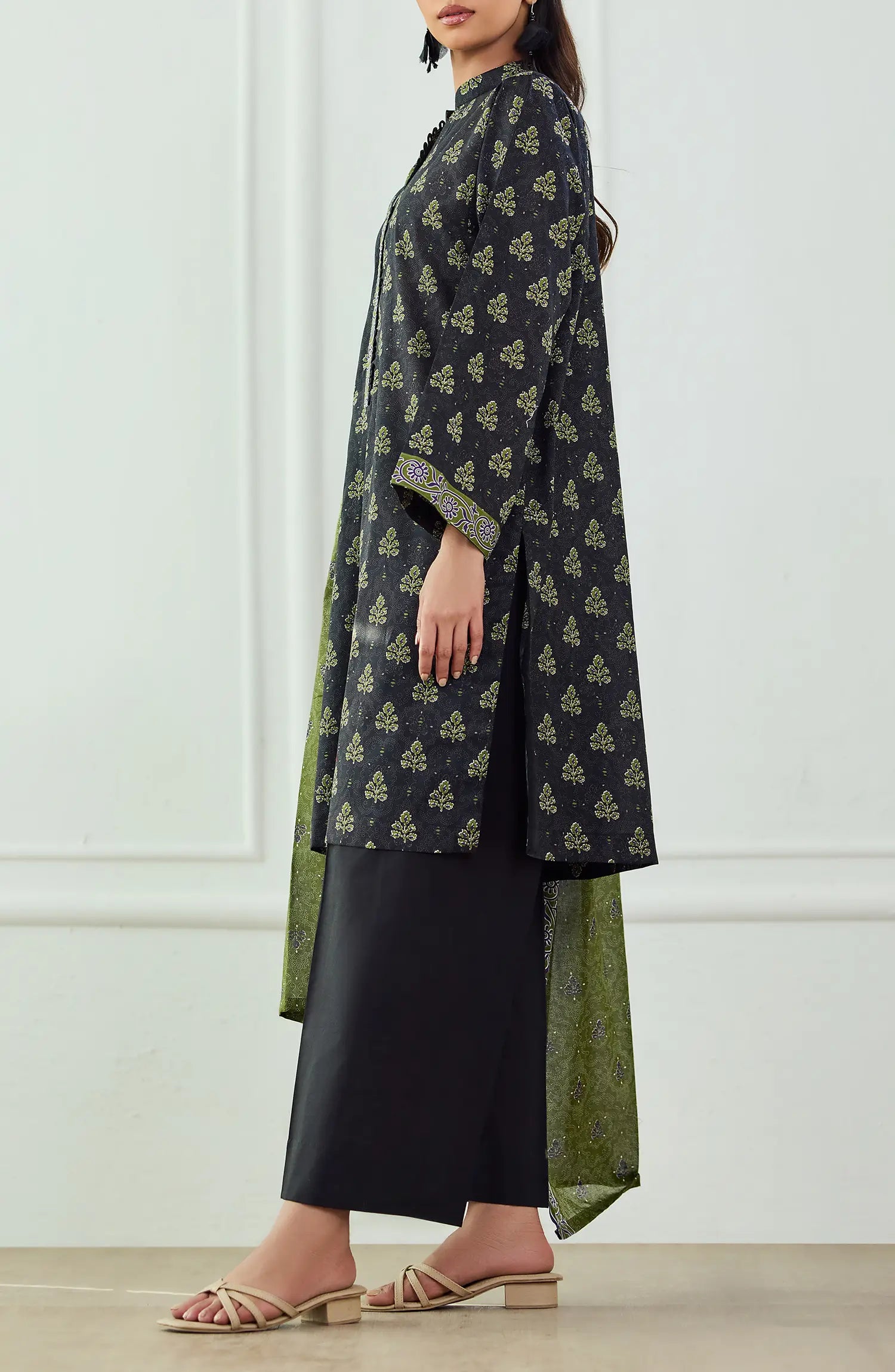 Unstitched | 3 Piece | Printed | Lawn Shirt | OTL-25-518/U BLACK