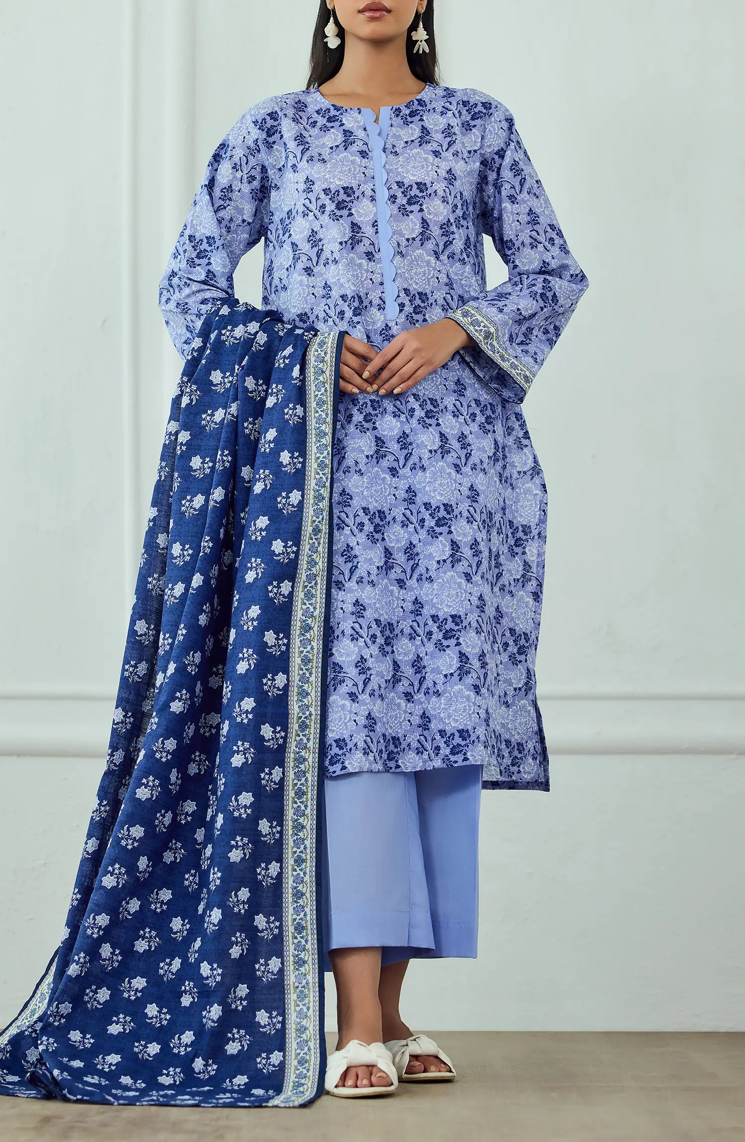 Unstitched | 3 Piece | Printed | Texture Lawn Shirt | OTL-25-574/U BLUE