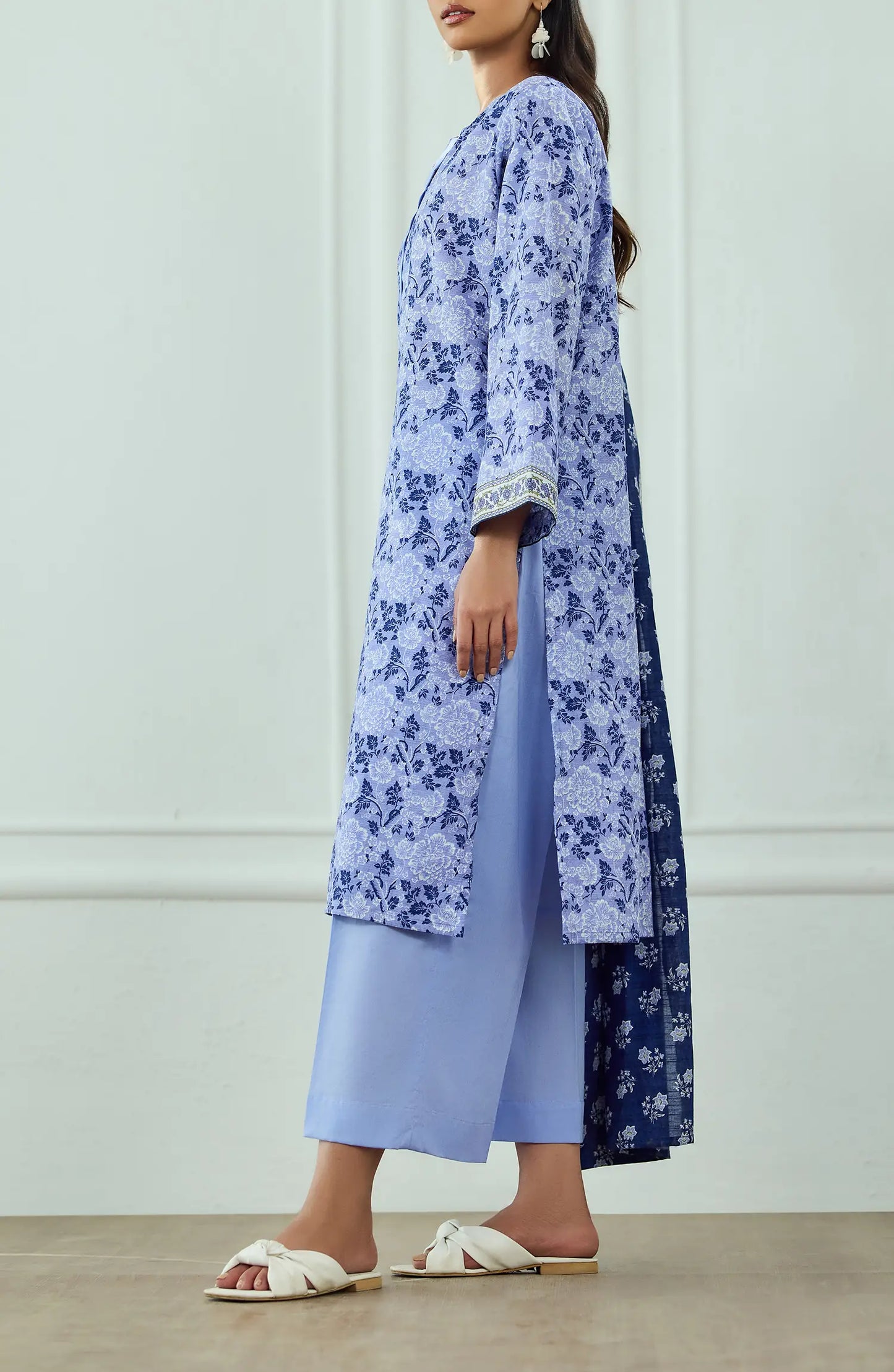 Unstitched | 3 Piece | Printed | Texture Lawn Shirt | OTL-25-574/U BLUE