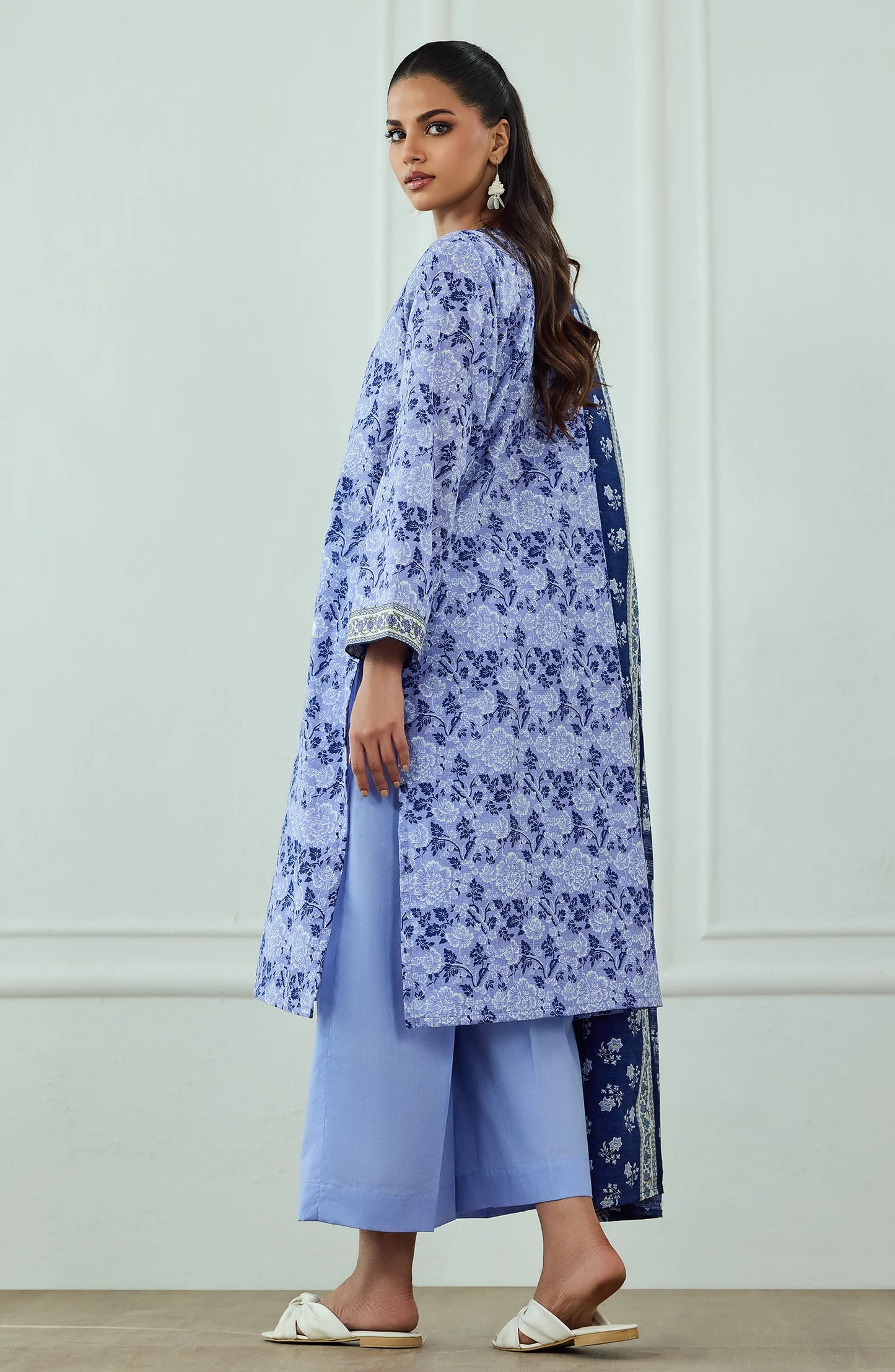 Unstitched | 3 Piece | Printed | Texture Lawn Shirt | OTL-25-574/U BLUE