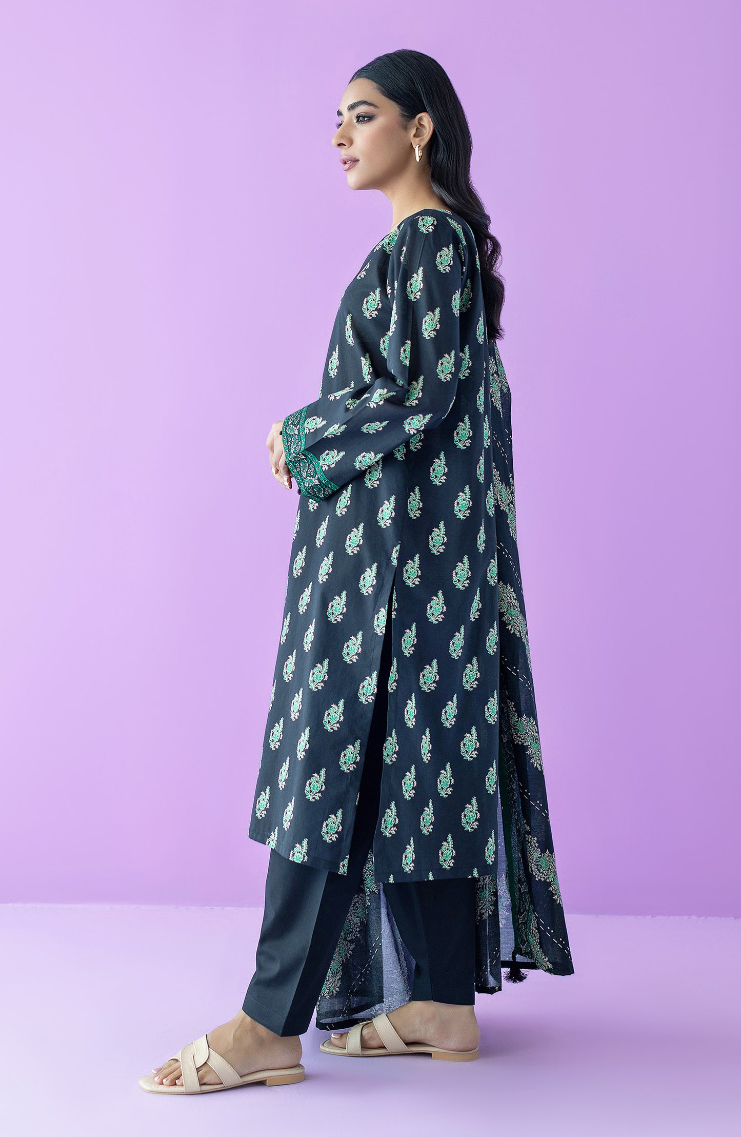 OTL-23-185/U BLACK LAWN  UNSTITCHED SHIRT DUPATTA PANTS