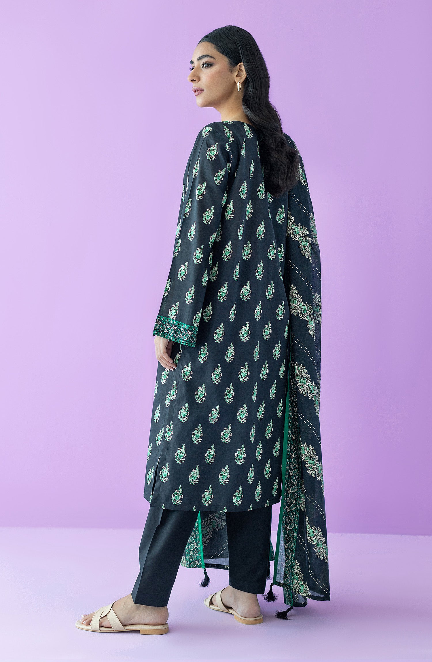 OTL-23-185/U BLACK LAWN  UNSTITCHED SHIRT DUPATTA PANTS