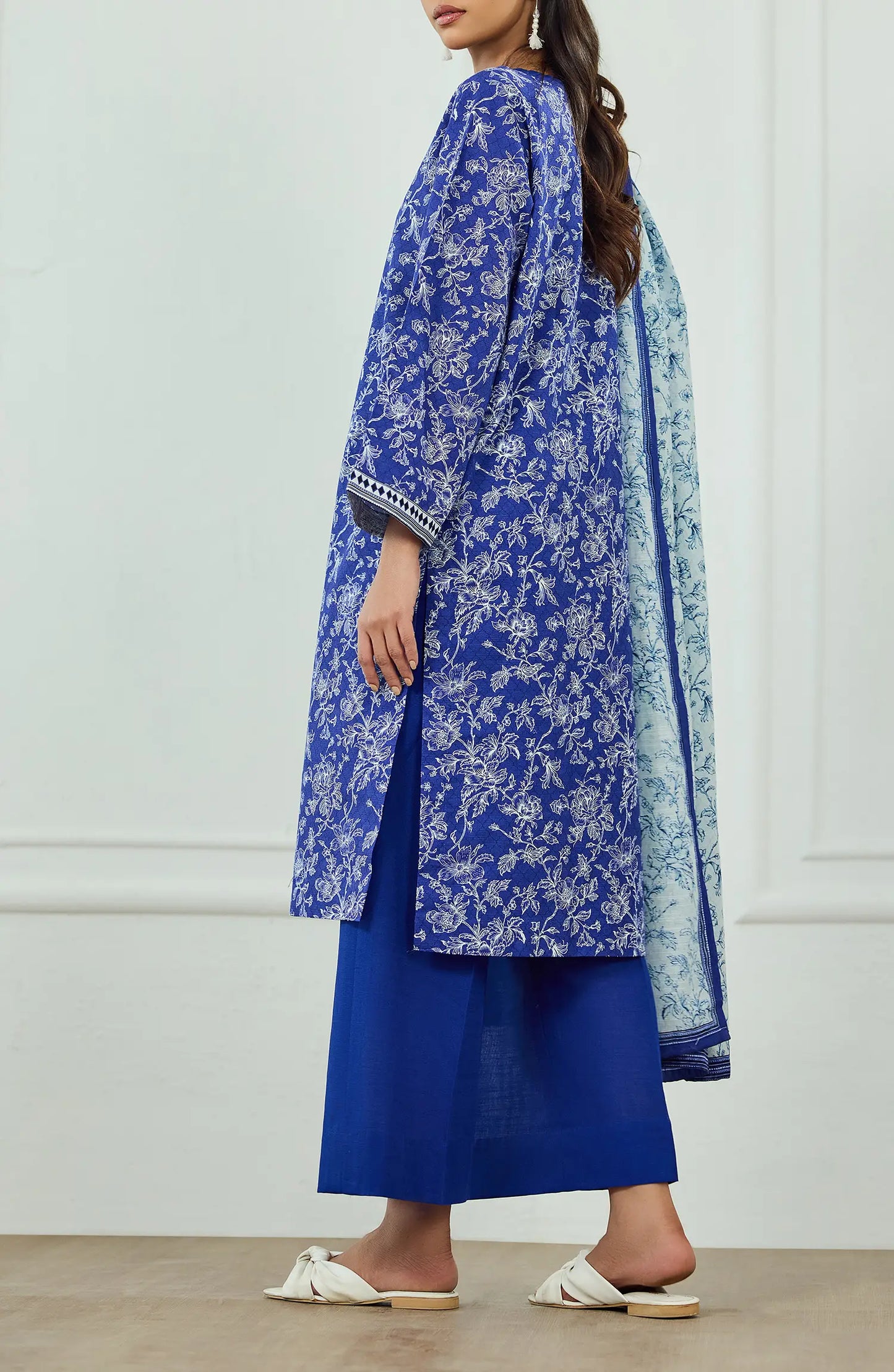 Unstitched | 3 Piece | Printed | Khaddar Shirt | OTL-25-427/U BLUE