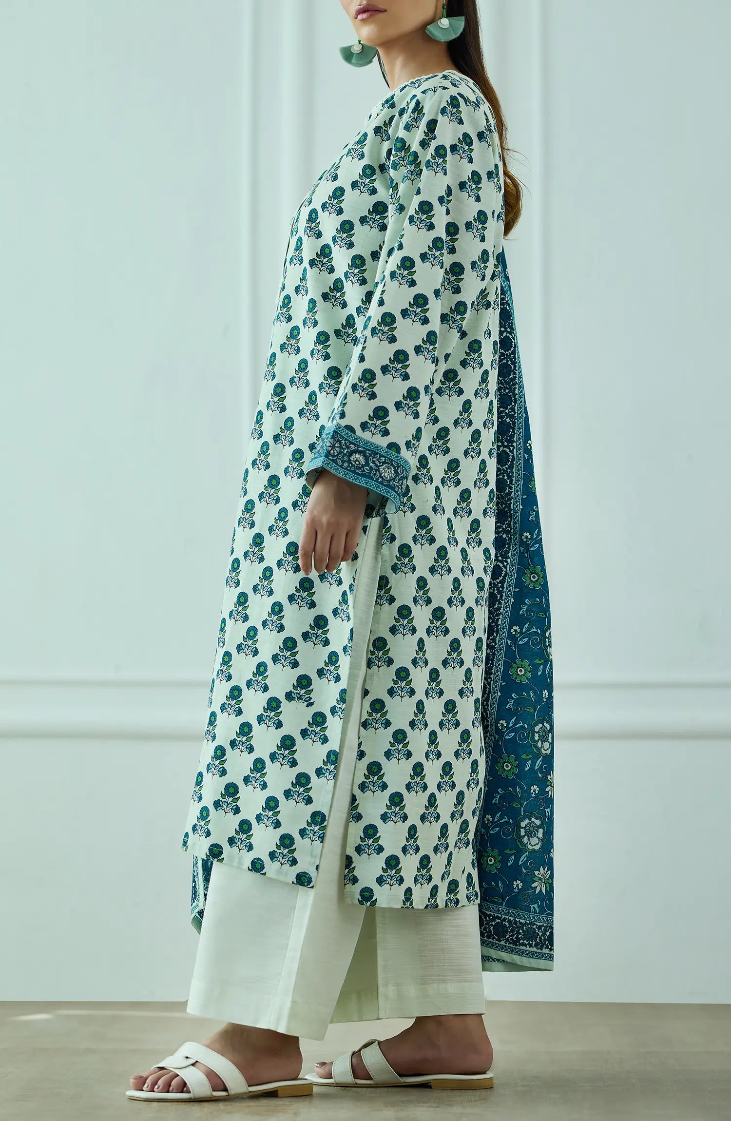 Unstitched | 3 Piece | Printed | Khaddar Shirt | OTL-25-451/U BEIGE