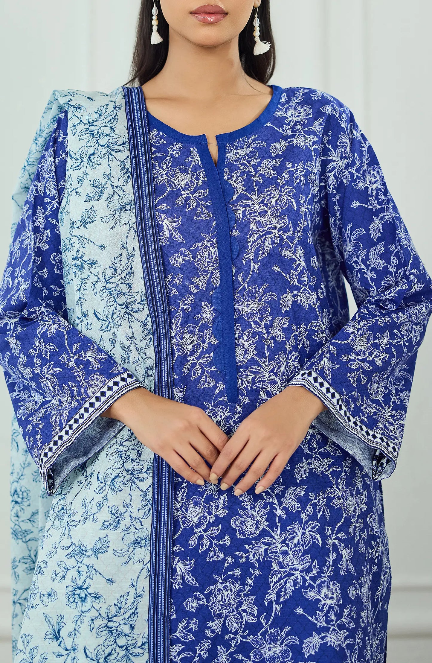 Unstitched | 3 Piece | Printed | Khaddar Shirt | OTL-25-427/U BLUE