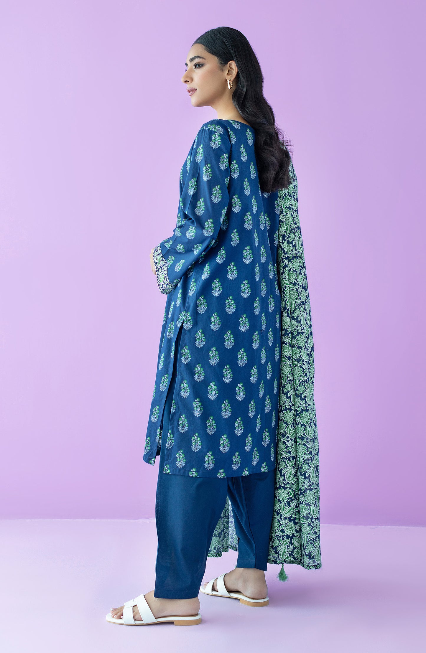 OTL-23-176/U D.BLUE LAWN  UNSTITCHED SHIRT DUPATTA PANTS