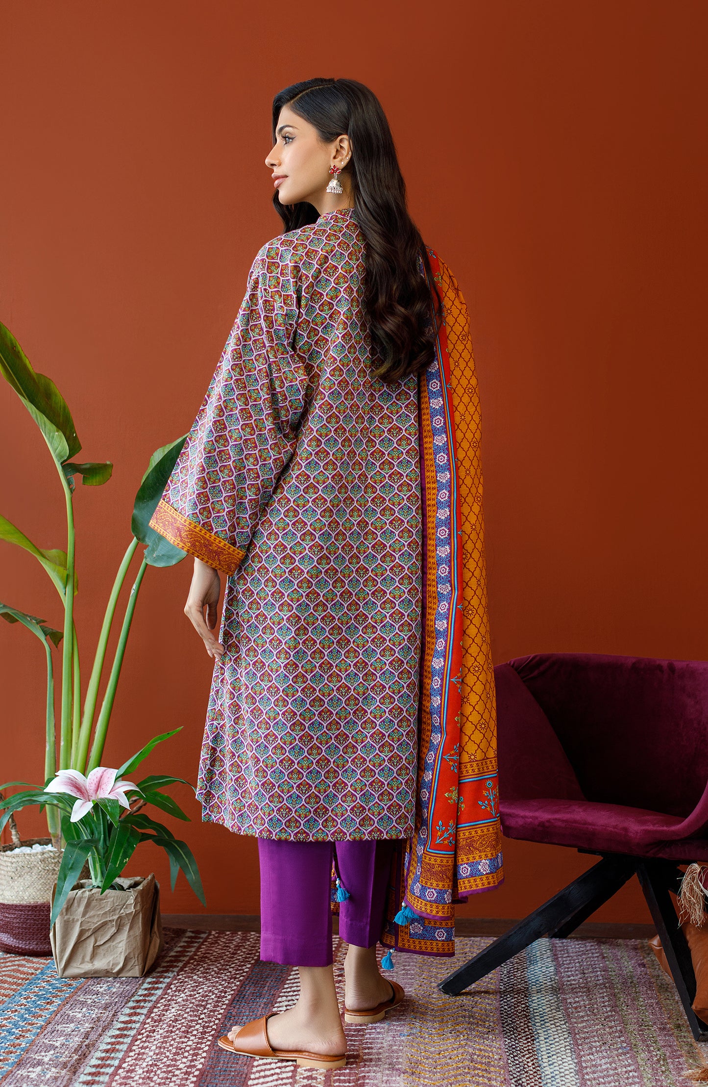 OTL-23-340/U MAGENTA KHADDAR Women UNSTITCHED SHIRT DUPATTA PANTS