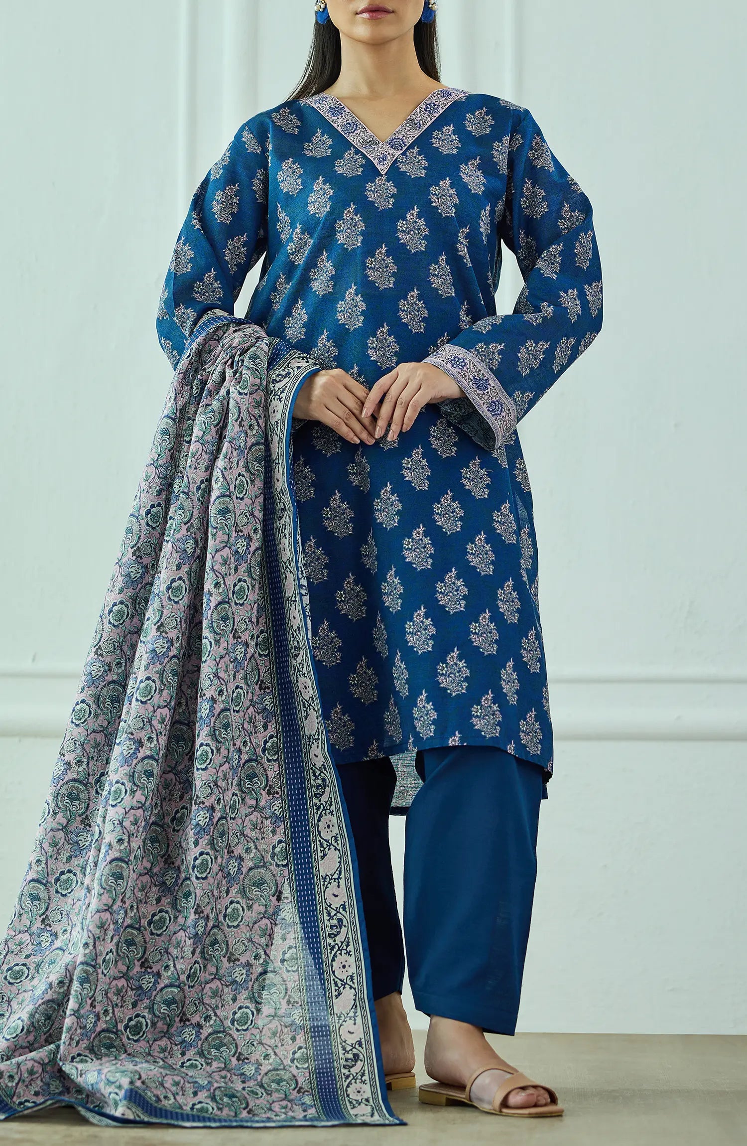 Unstitched | 3 Piece | Printed | Khaddar Shirt | OTL-25-453/U BLUE