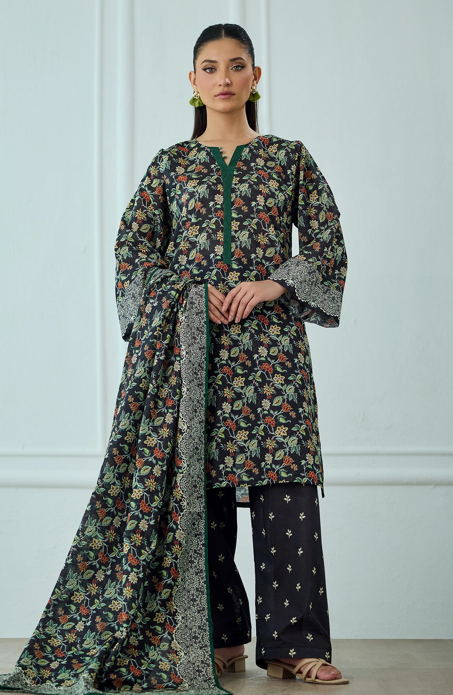 Unstitched | 3 Piece | Printed | Texture Lawn Shirt | OTL-25-463/U BLACK