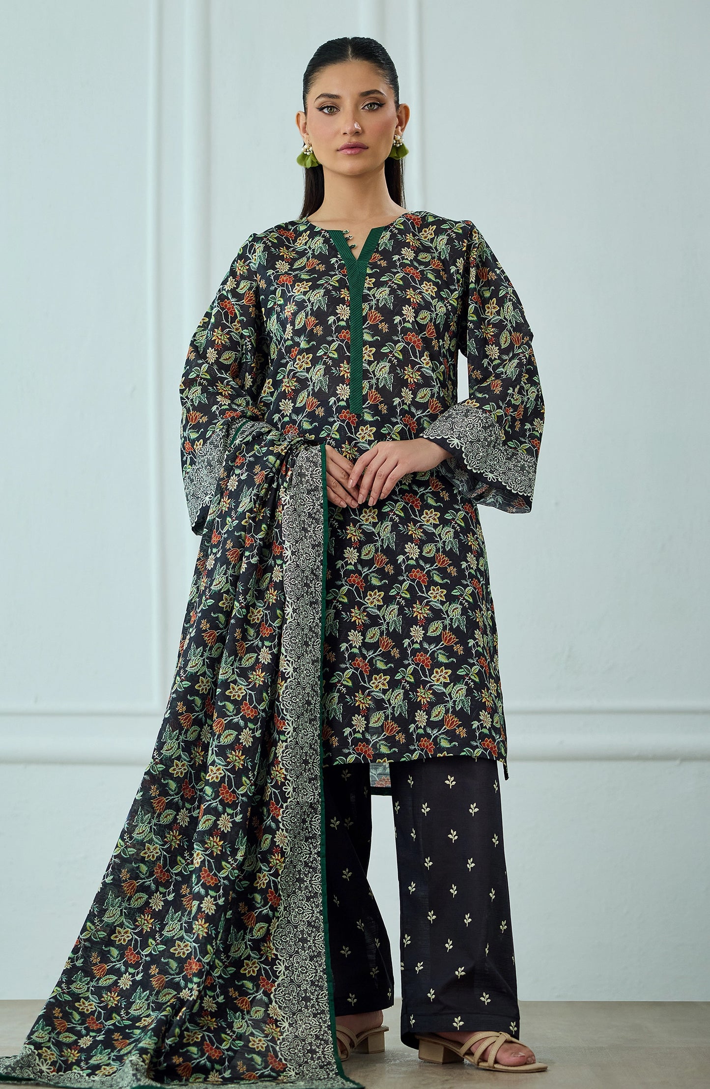 Unstitched | 3 Piece | Printed | Texture Lawn Shirt | OTL-25-463/U BLACK
