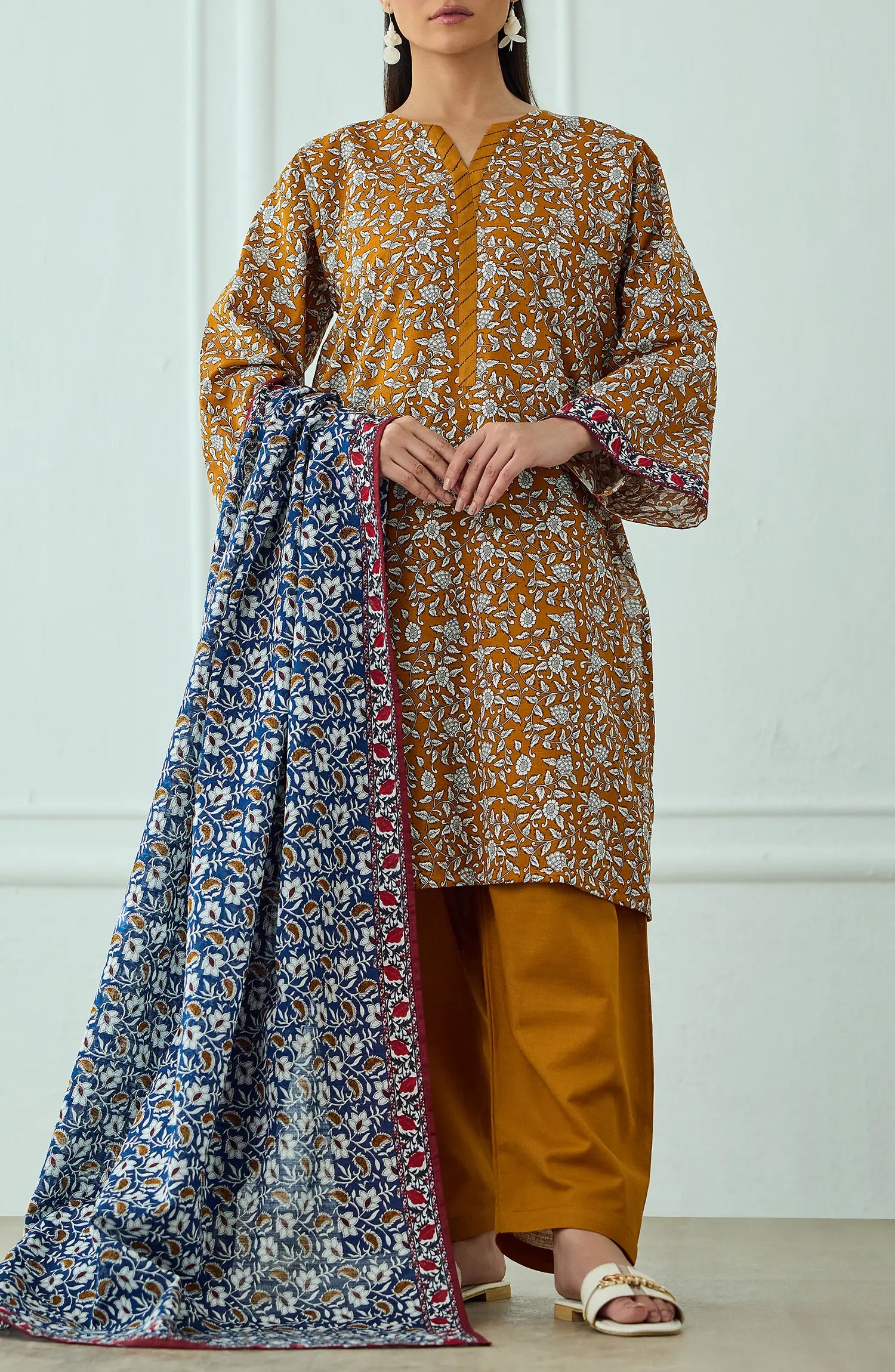 Unstitched | 3 Piece | Printed | Khaddar Shirt | OTL-25-444/U OCHRE