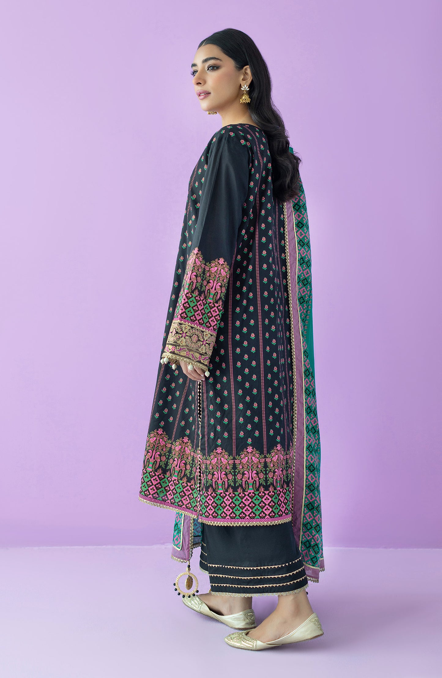 OTL-23-106/U BLACK LAWN  UNSTITCHED SHIRT DUPATTA PANTS