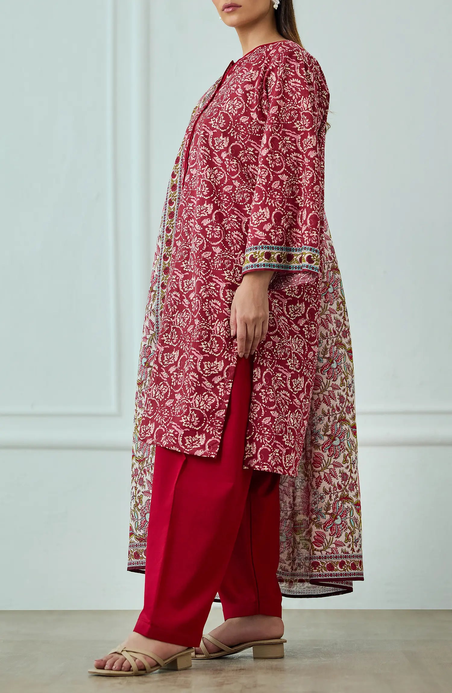 Unstitched | 3 Piece | Printed | Khaddar Shirt | OTL-25-457/U MAROON