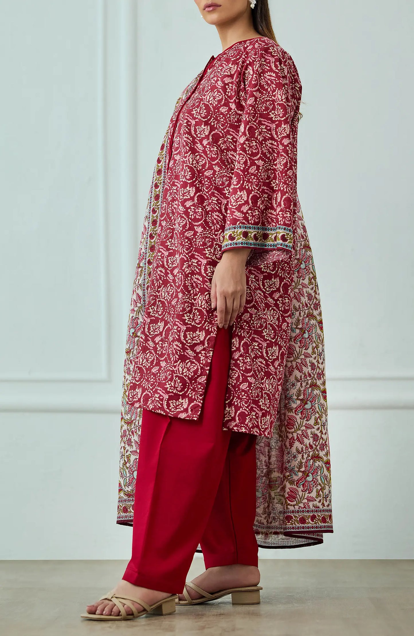 Unstitched | 3 Piece | Printed | Khaddar Shirt | OTL-25-457/U MAROON