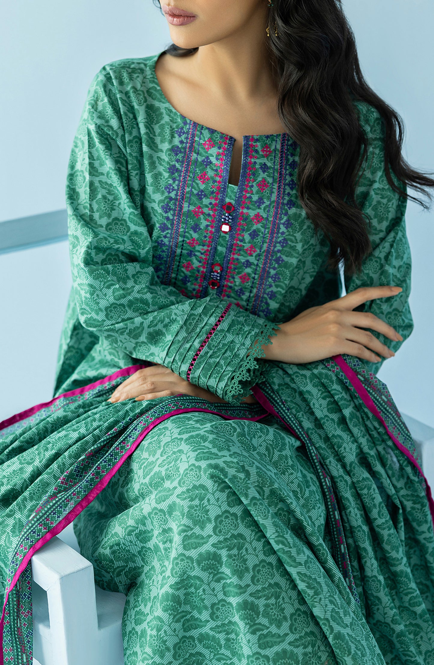 NRDS-24-031/U GREEN LAWN  UNSTITCHED SHIRT DUPATTA