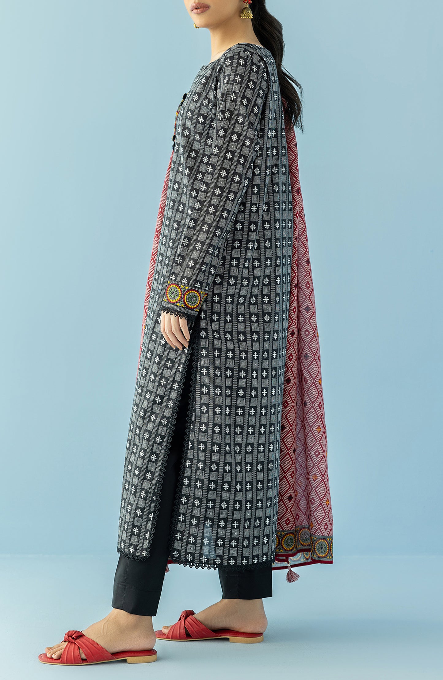 OTL-24-085/U BLACK LAWN Women UNSTITCHED SHIRT DUPATTA PANTS