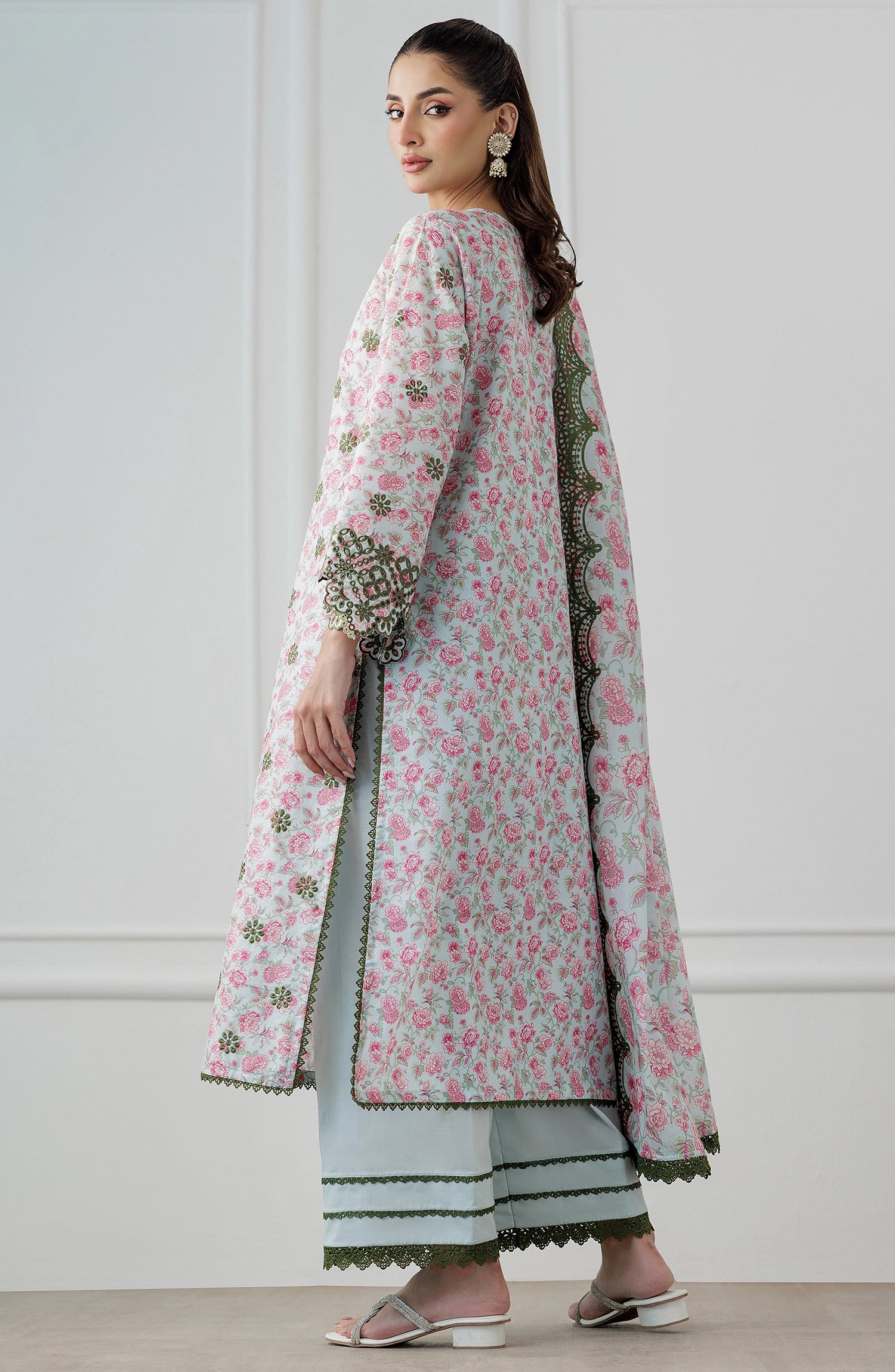 UNSTITCHED | 3 Piece |  | Chikankari | WRFC25S-3008