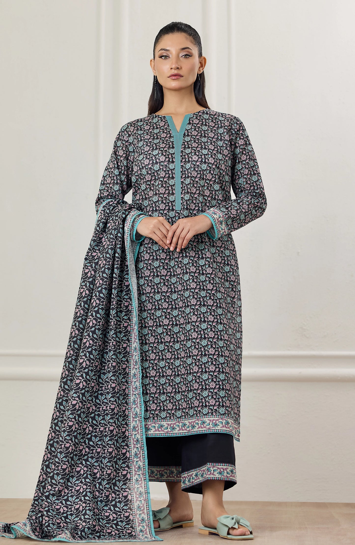 Unstitched | 3 Piece | Printed TEXTURE LAWN | OTL-25-471