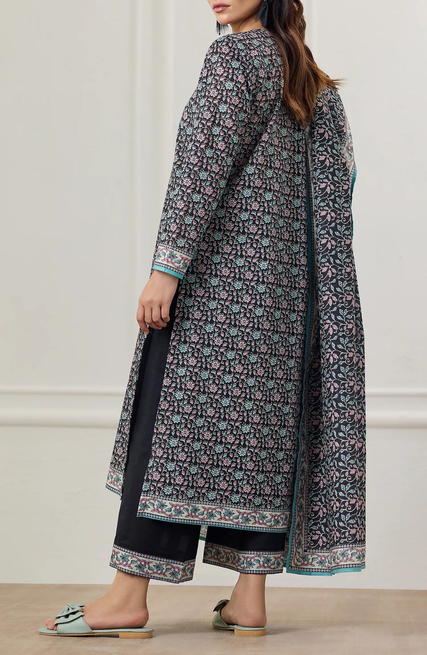 Unstitched | 3 Piece | Printed TEXTURE LAWN | OTL-25-471