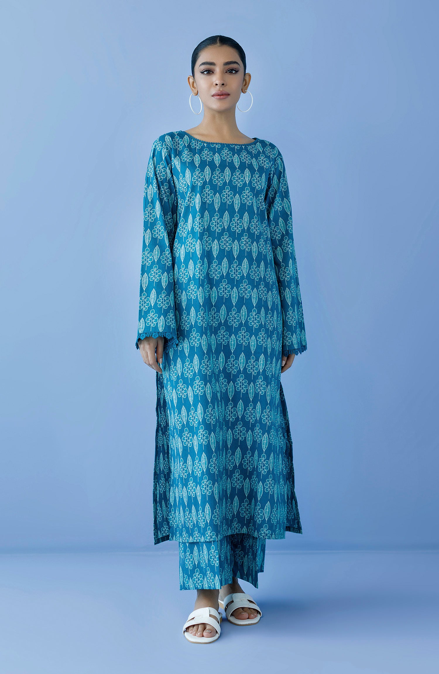 NRDS-23-195/U TEAL LAWN  UNSTITCHED SHIRT PANTS