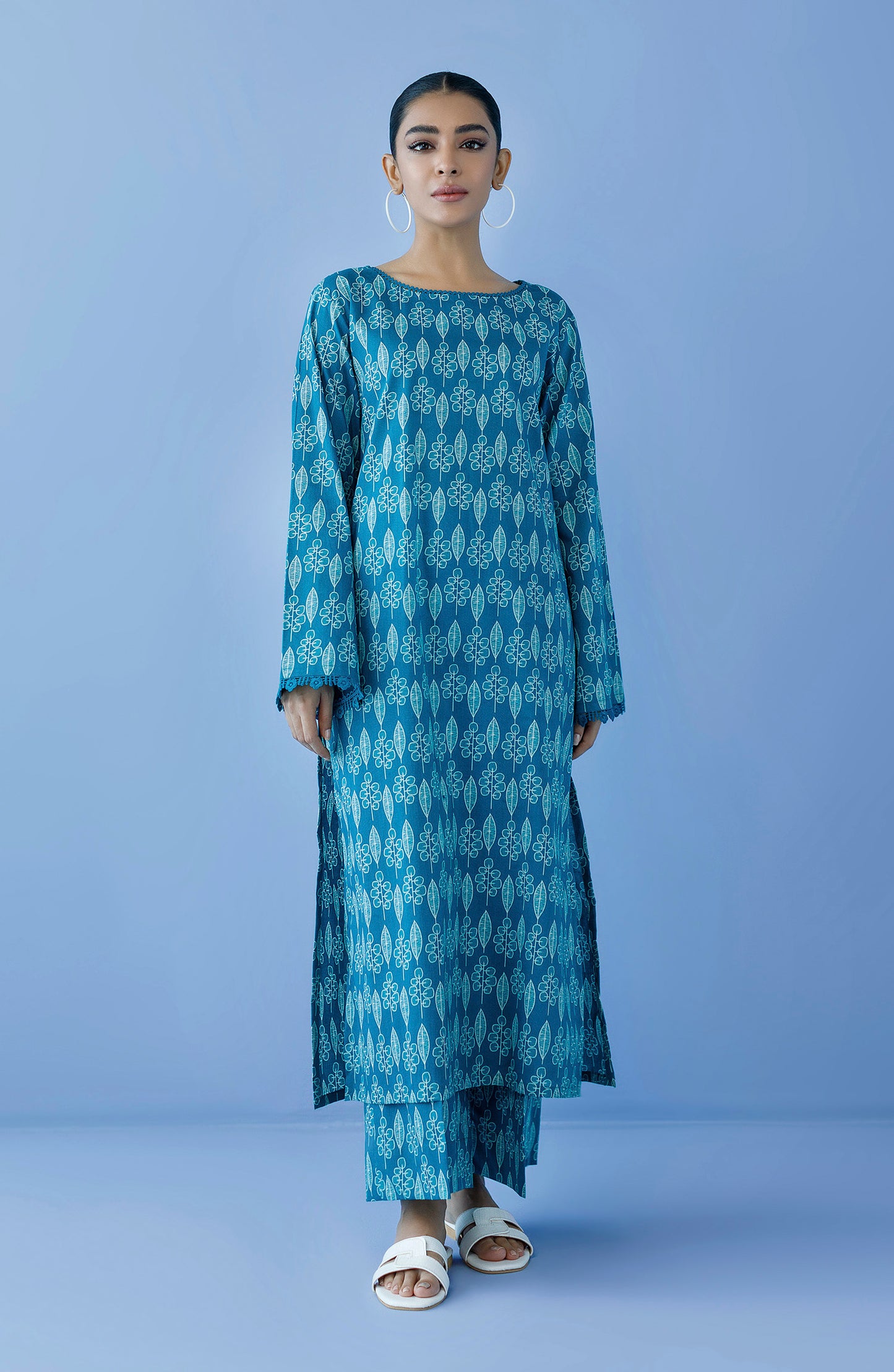 NRDS-23-195/U TEAL LAWN  UNSTITCHED SHIRT PANTS