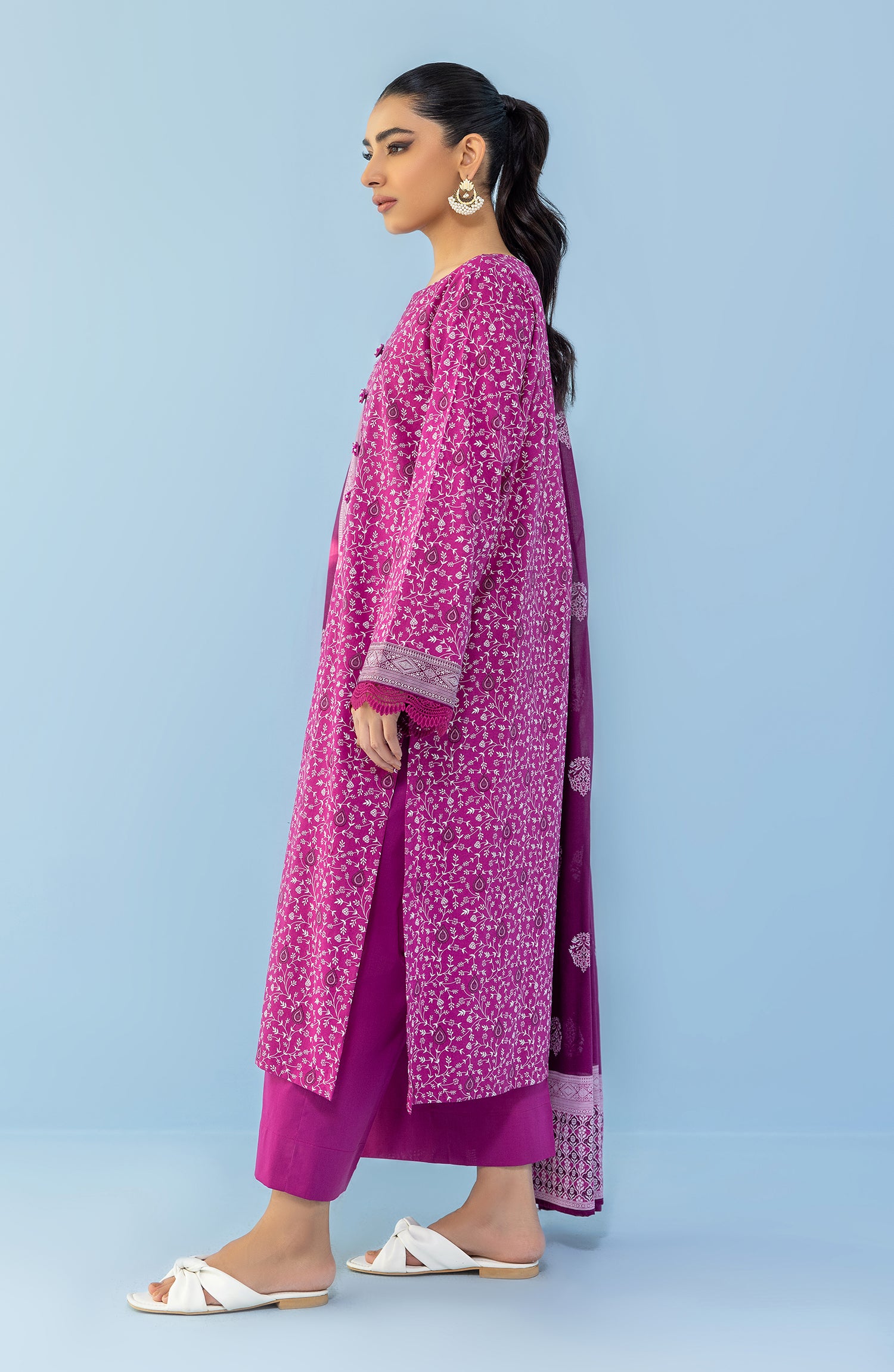 Stitched 3 Piece Printed Lawn Shirt , Cambric Pant and Lawn Dupatta (OTL-24-026/S PINK)