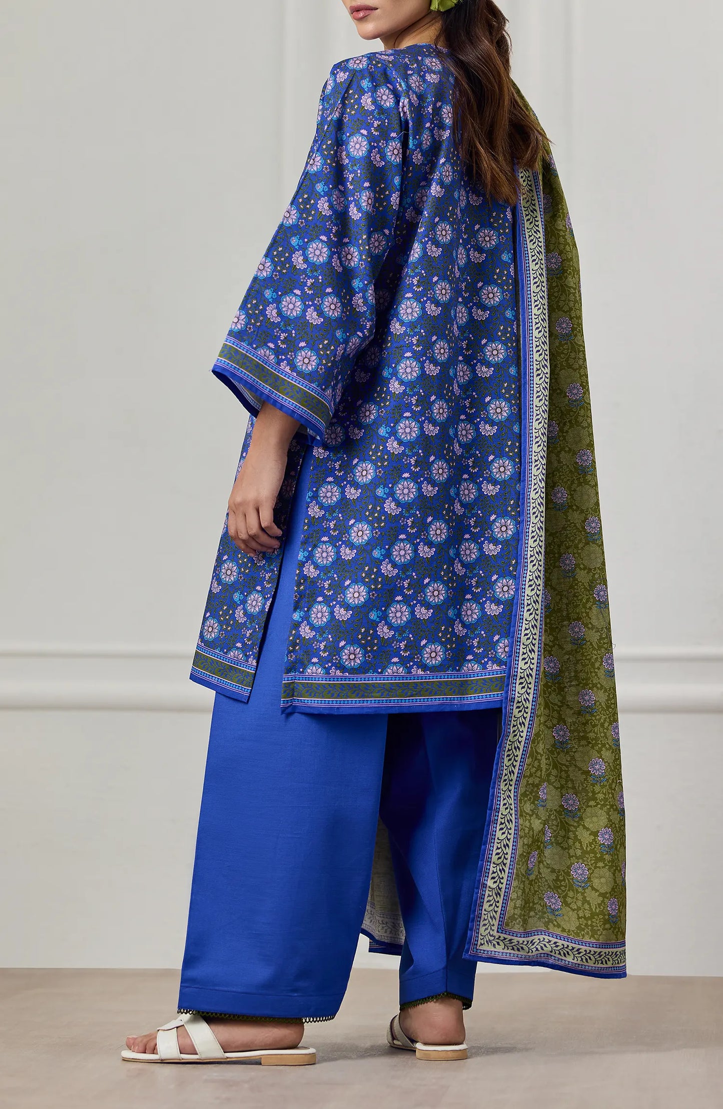 Unstitched | 3 Piece | Printed Khaddar | OTL-25-418