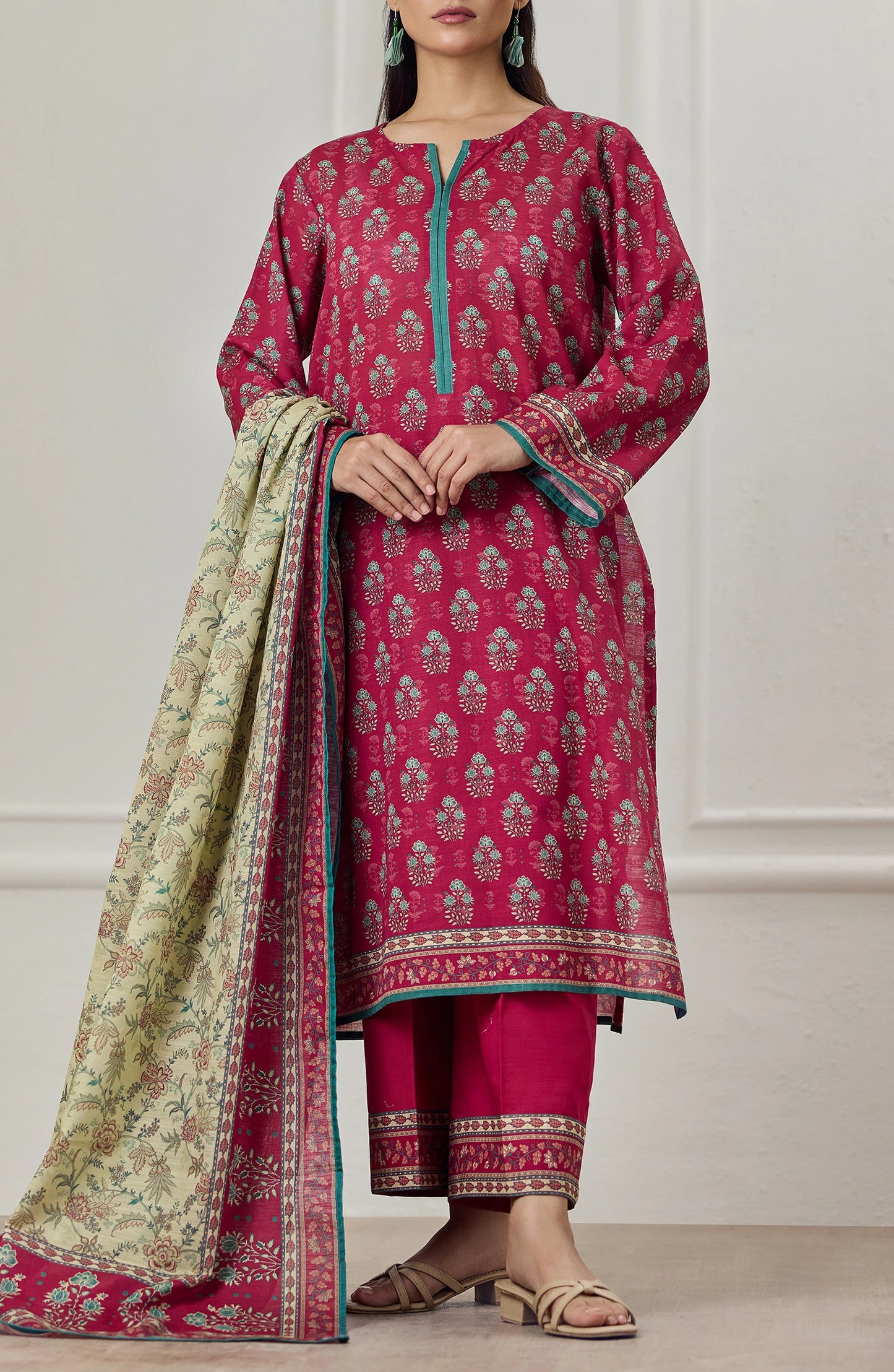 Unstitched | 3 Piece | Printed Khaddar | OTL-25-416