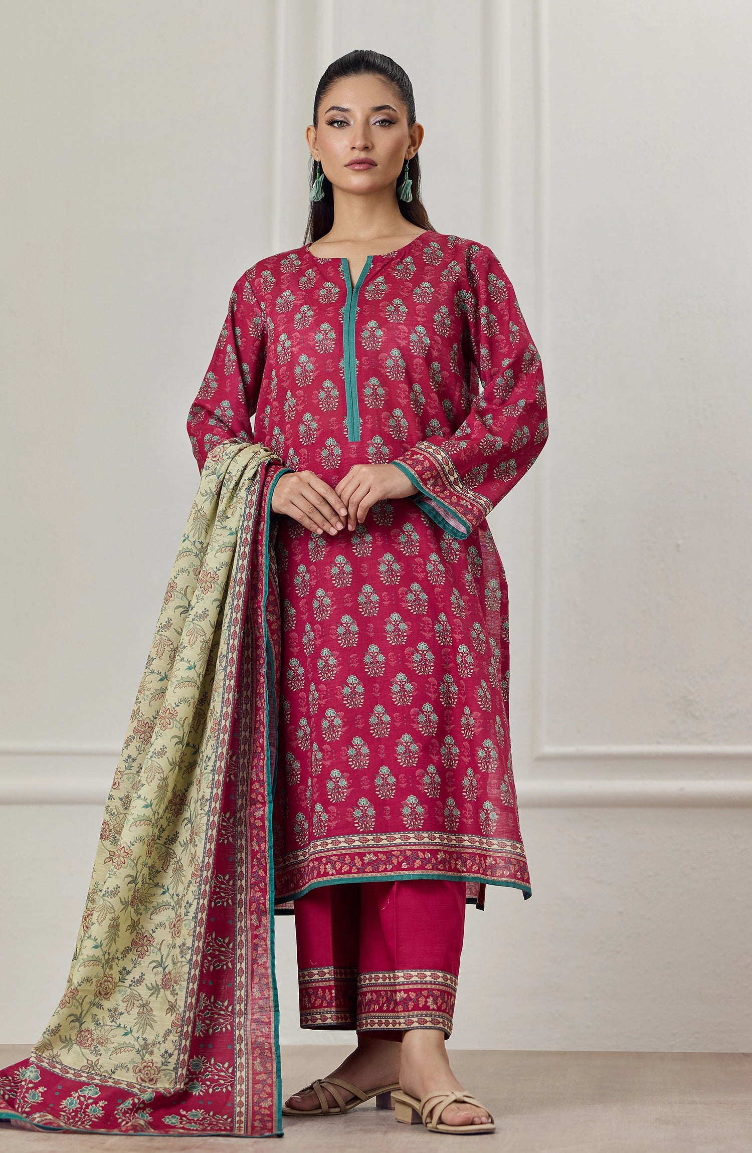 Unstitched | 3 Piece | Printed Khaddar | OTL-25-416