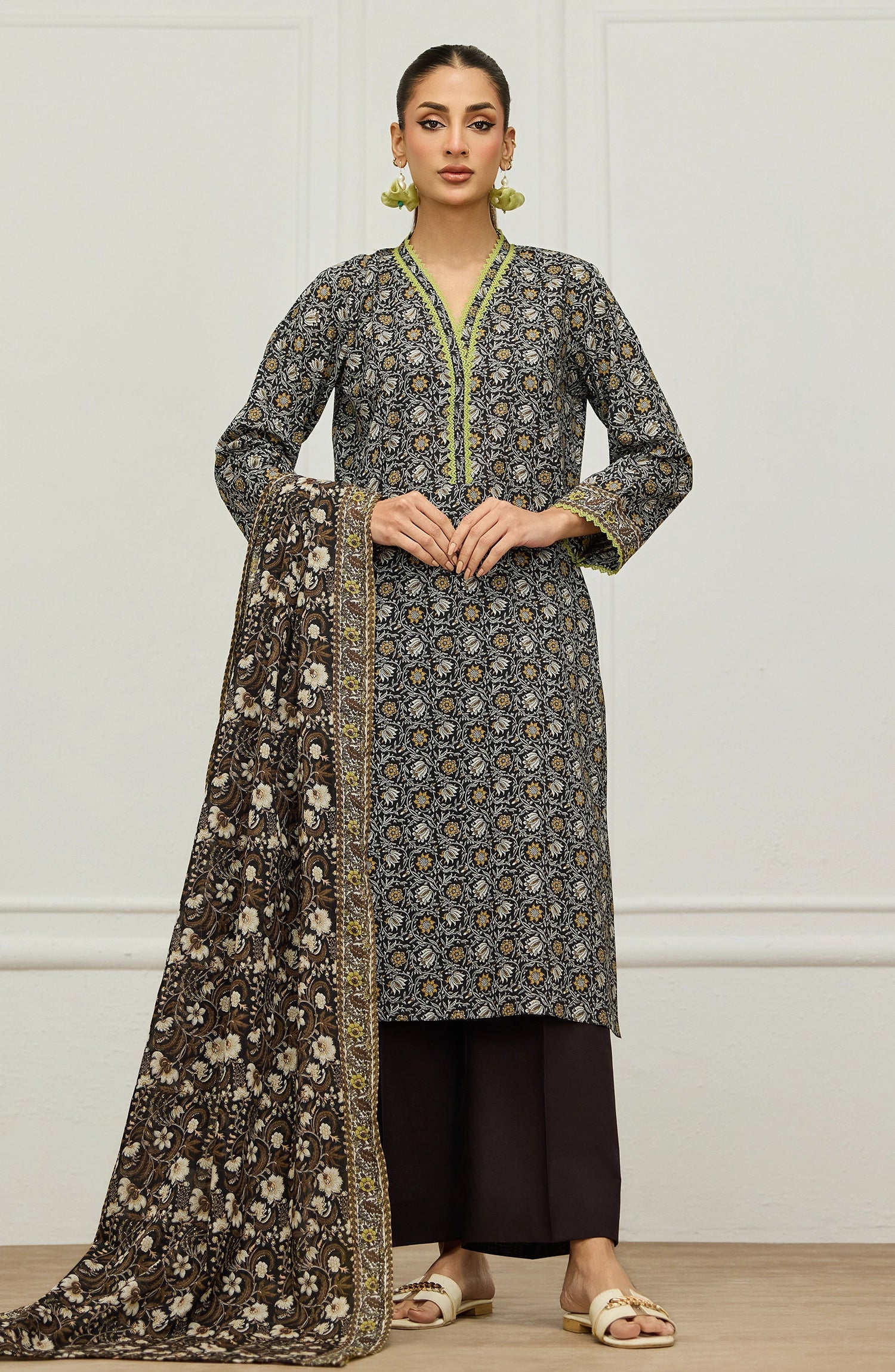 Unstitched | 3 Piece | Printed | Lawn Shirt | OTL-20206/U BLACK