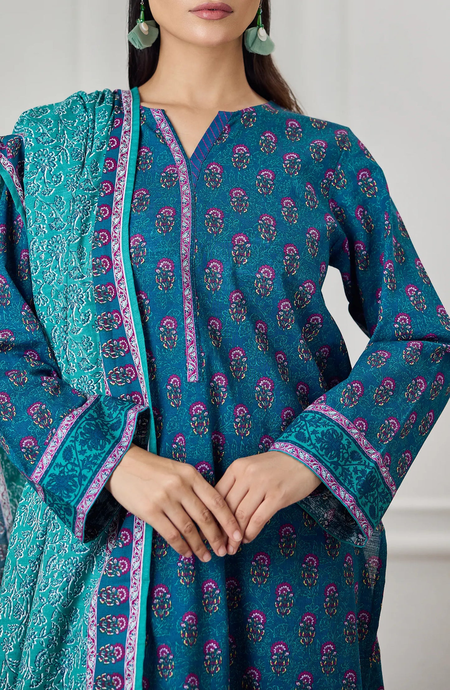 Unstitched | 3 Piece | Printed Khaddar | OTL-25-448