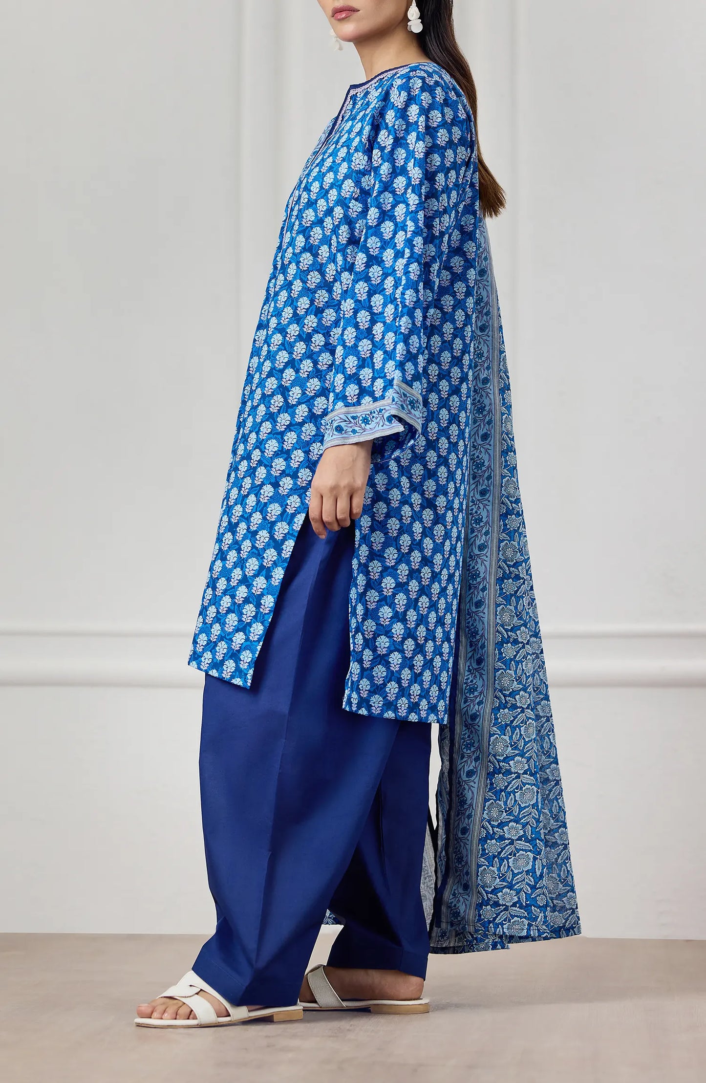 Unstitched | 3 Piece | Printed Lawn | OTL-25-489