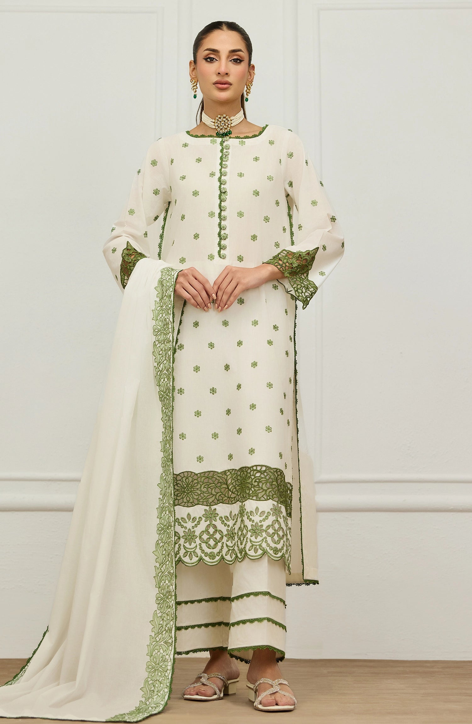 Unstitched | 3 Piece | Embroidered | CHEKINKARI Shirt | WRFC25S-3022/U WHITE