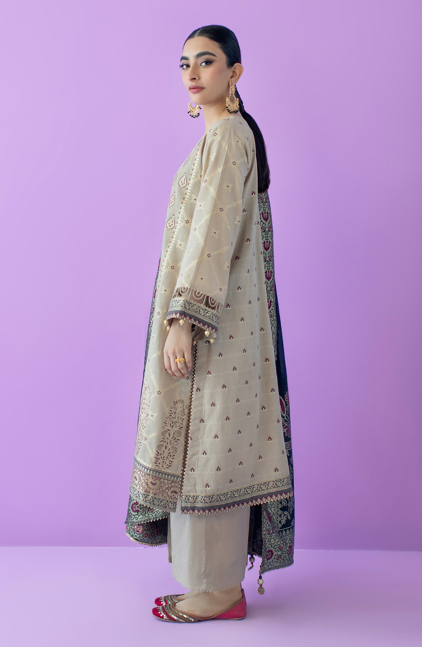 OTLF-23-033 BEIGE JACQUARD  UNSTITCHED SHIRT DUPATTA PANTS