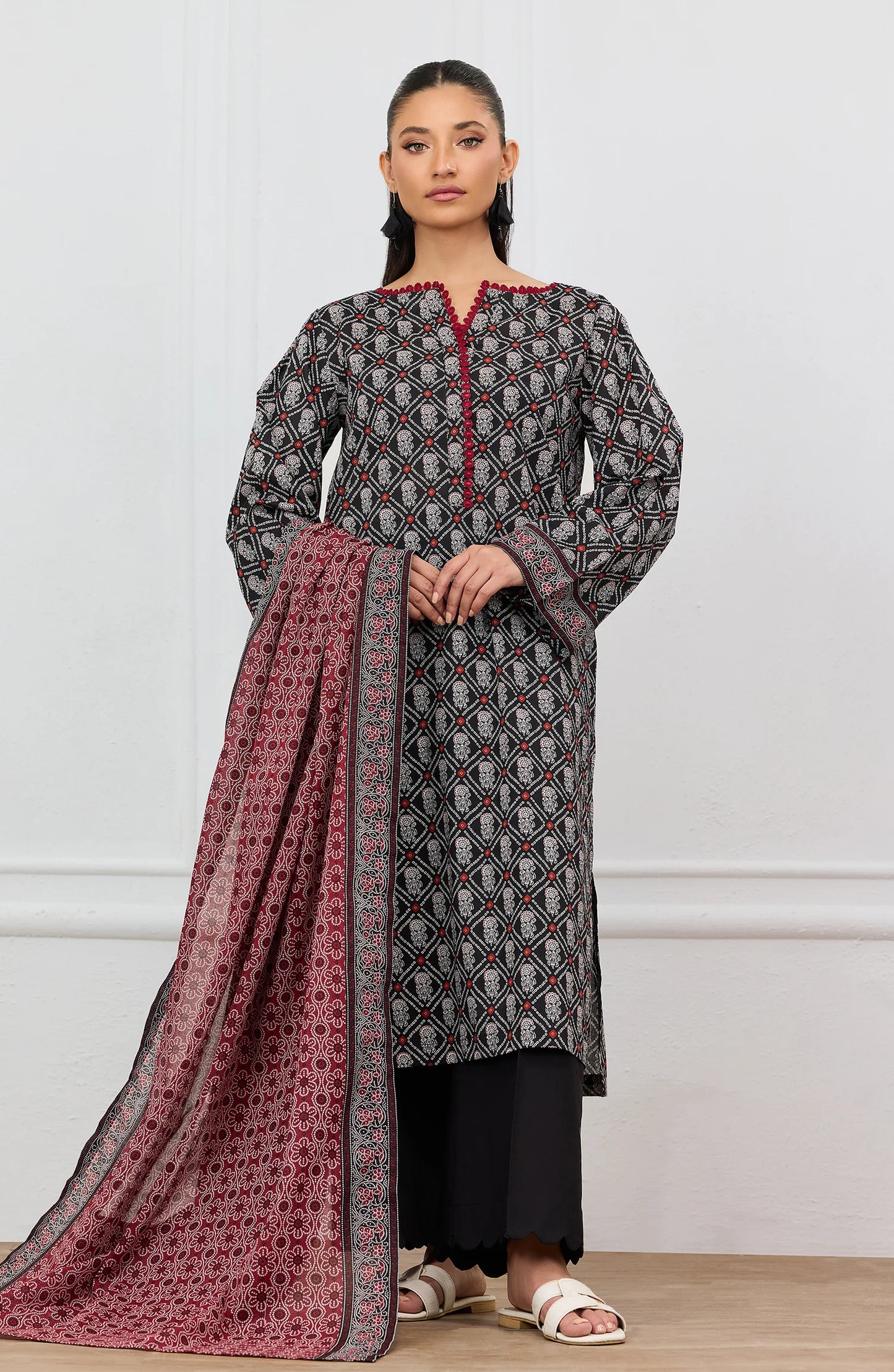 Unstitched | 3 Piece | Printed | Lawn Shirt | OTL-20046/U BLACK