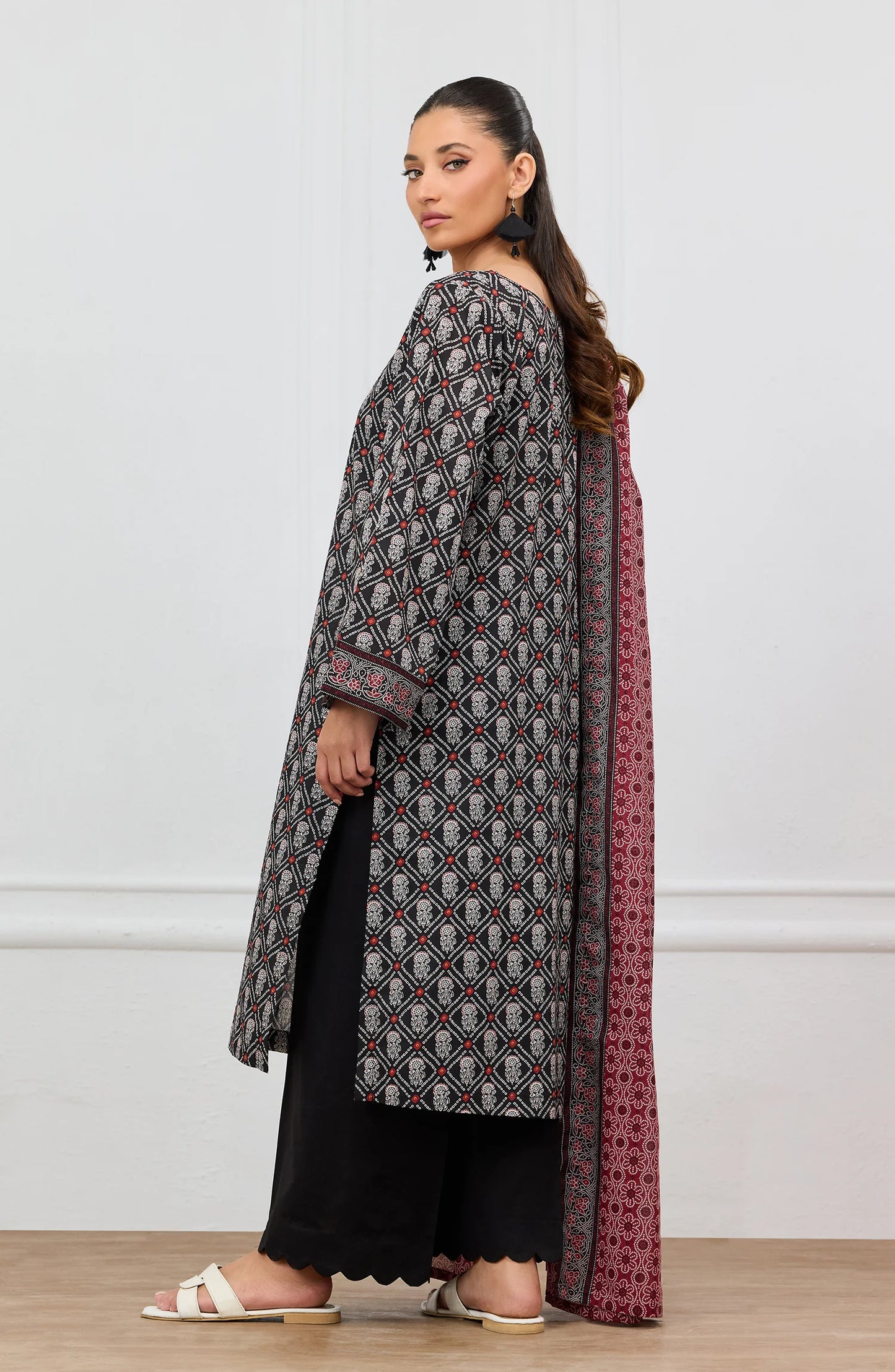 Unstitched | 3 Piece | Printed | Lawn Shirt | OTL-20046/U BLACK