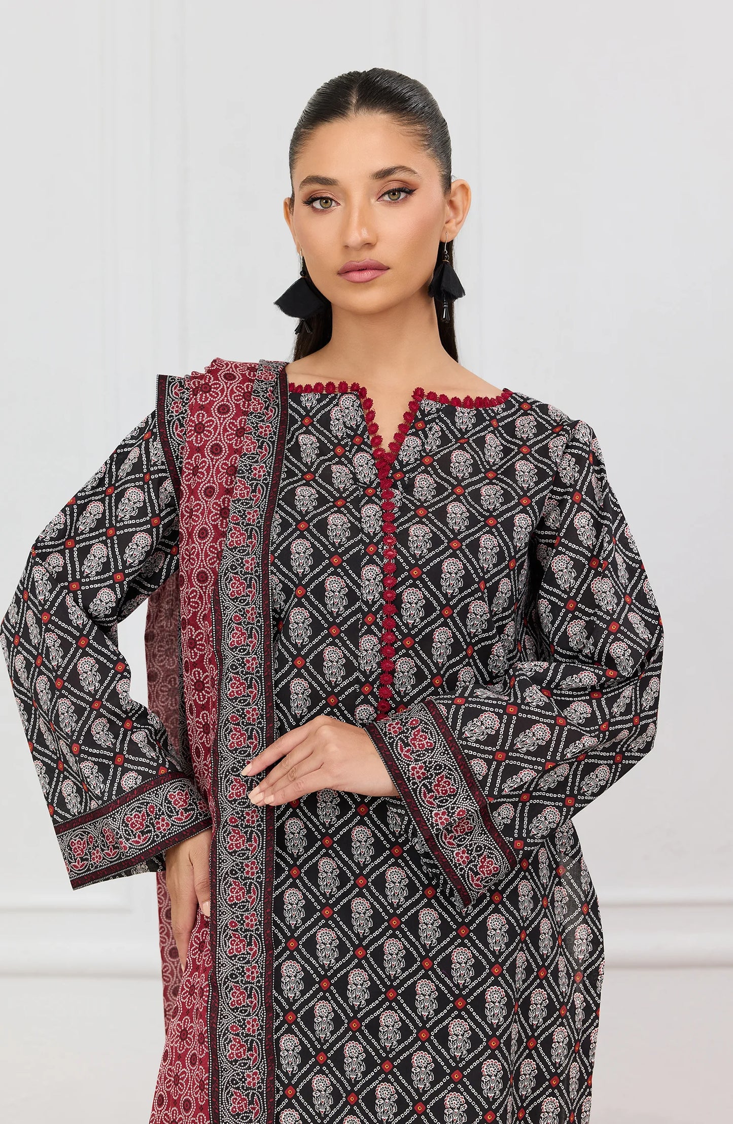 Unstitched | 3 Piece | Printed | Lawn Shirt | OTL-20046/U BLACK