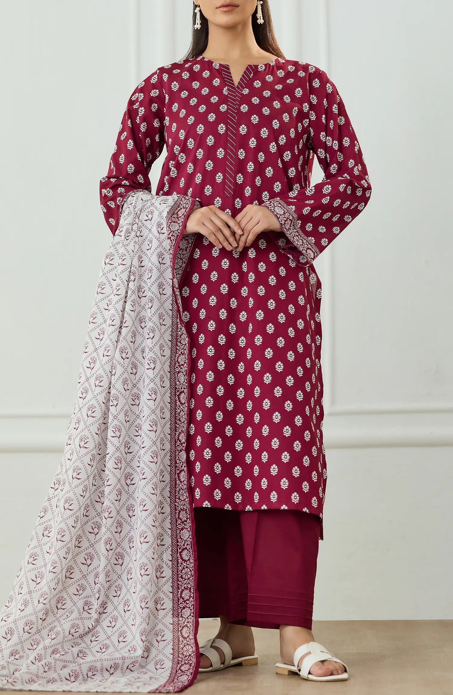 Unstitched | 3 Piece | Printed | Lawn Shirt | OTL-25-482/U MAROON