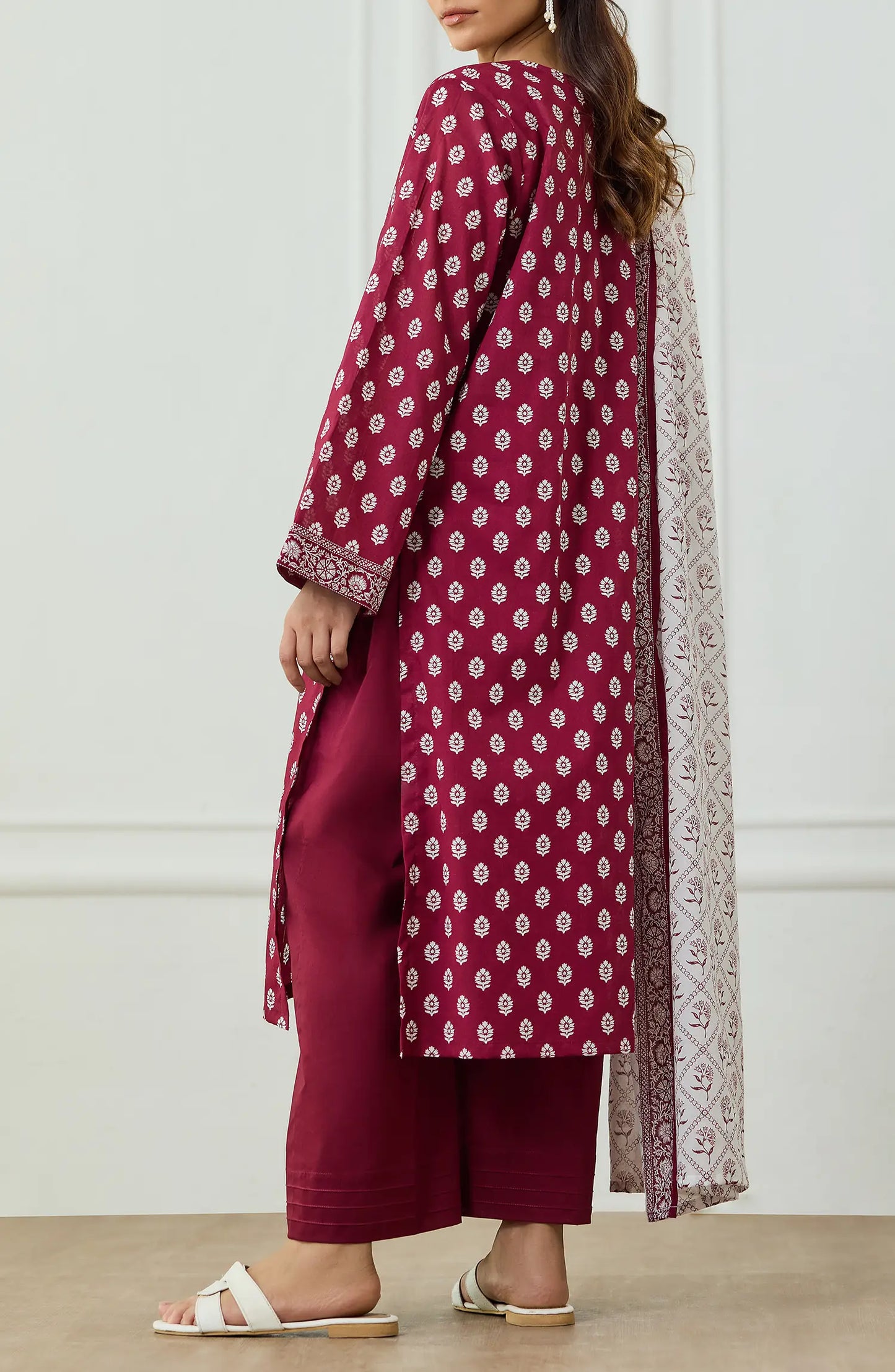 Unstitched | 3 Piece | Printed | Lawn Shirt | OTL-25-482/U MAROON
