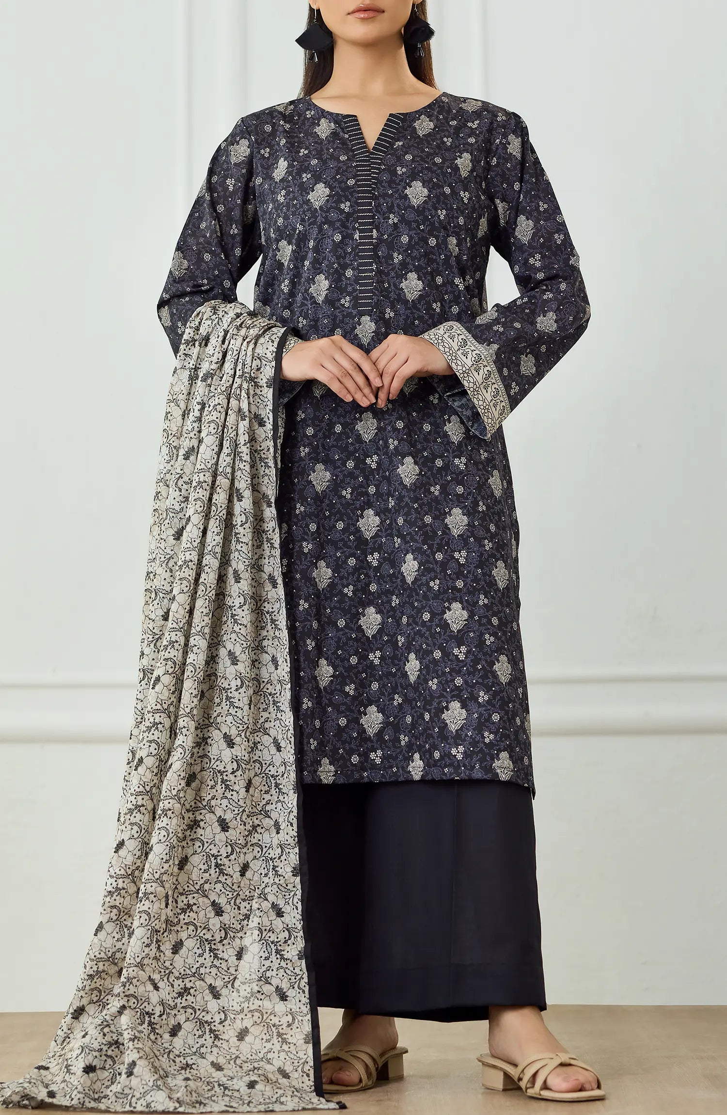 Unstitched | 3 Piece | Printed | Lawn Shirt | OTL-25-508/U BLACK