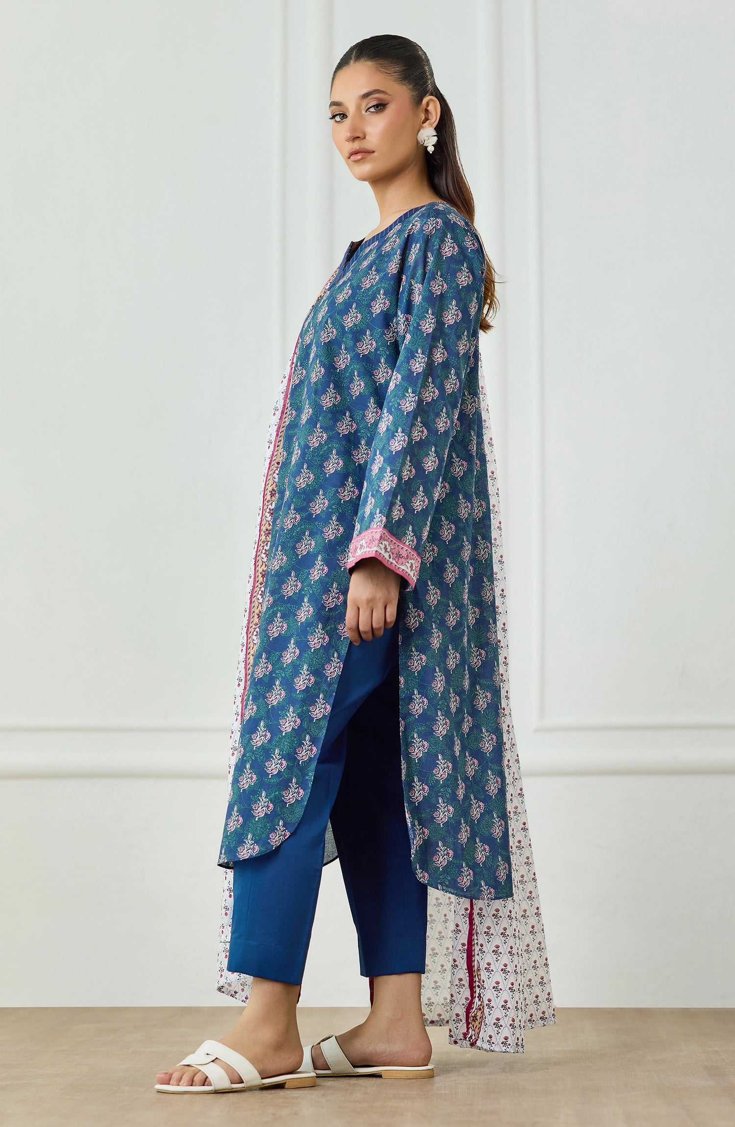 Unstitched | 3 Piece | Printed Lawn | OTL-25-500