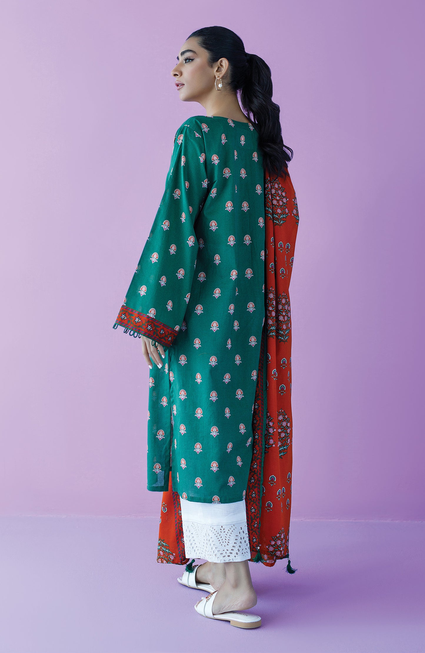 NRDS-23-060/U GREEN LAWN  UNSTITCHED SHIRT DUPATTA