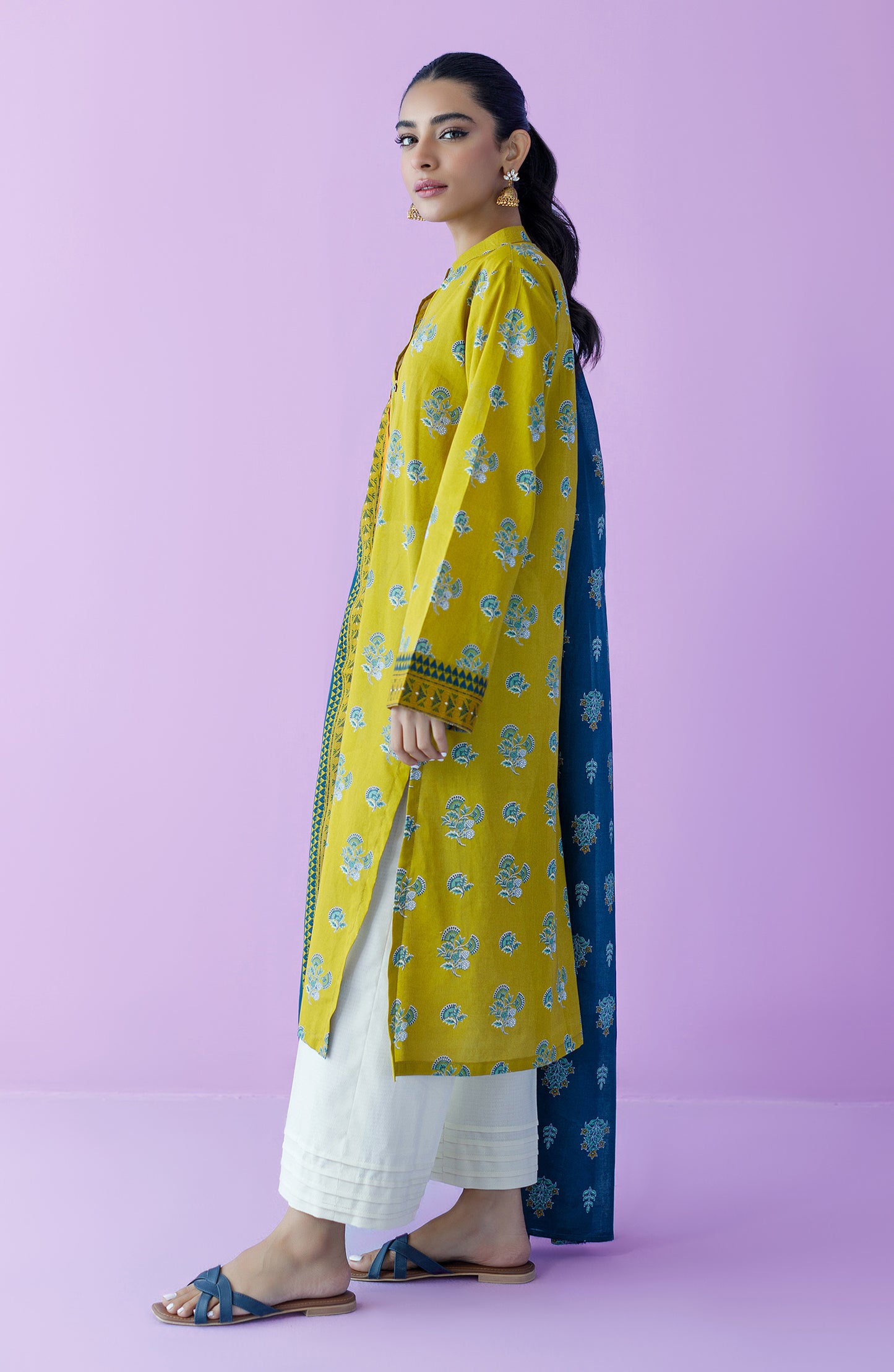 NRDS-23-077/U GREEN LAWN  UNSTITCHED SHIRT DUPATTA