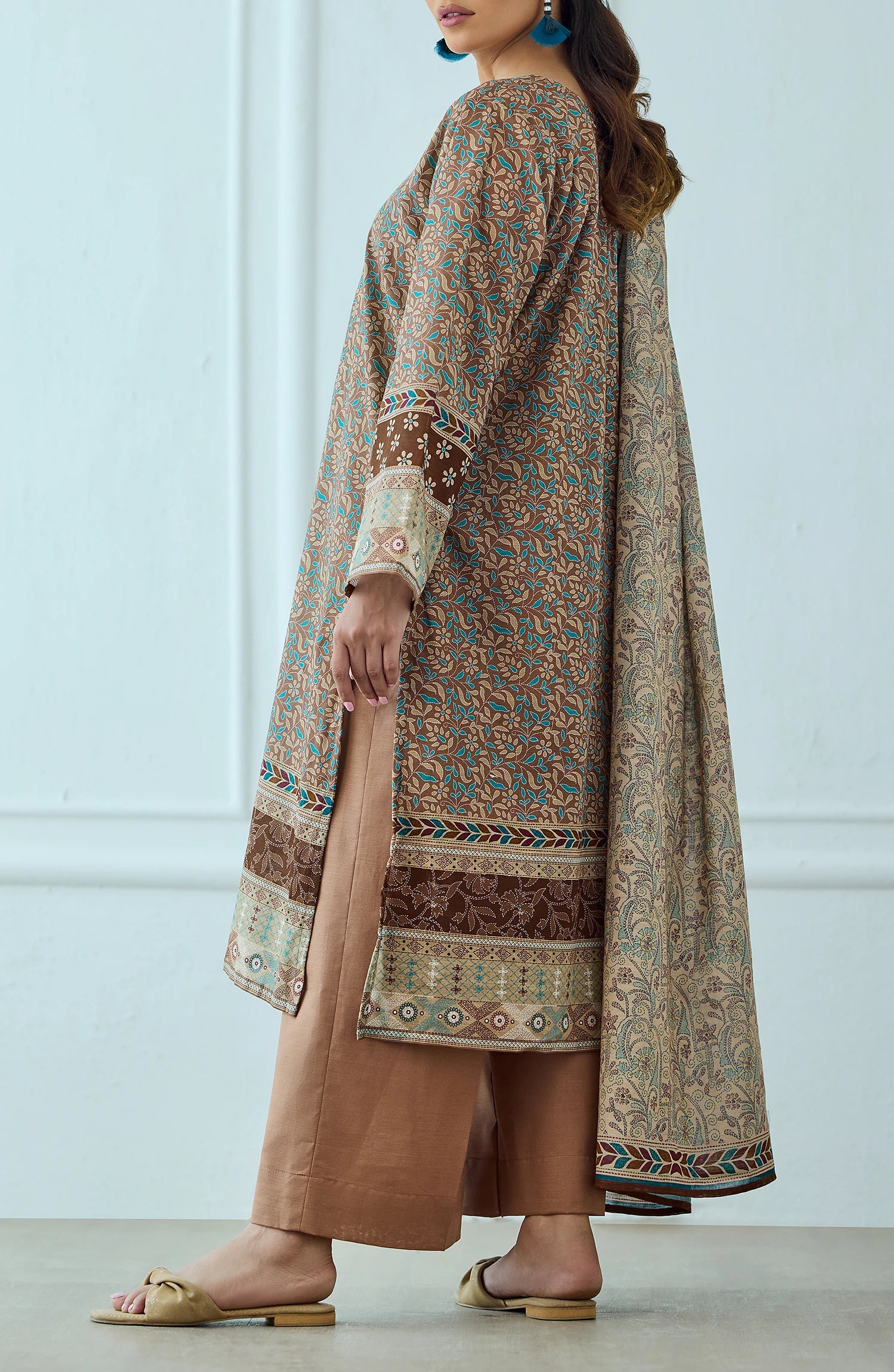 Unstitched | 3 Piece | Printed | Khaddar Shirt | OTL-25-456/U BROWN