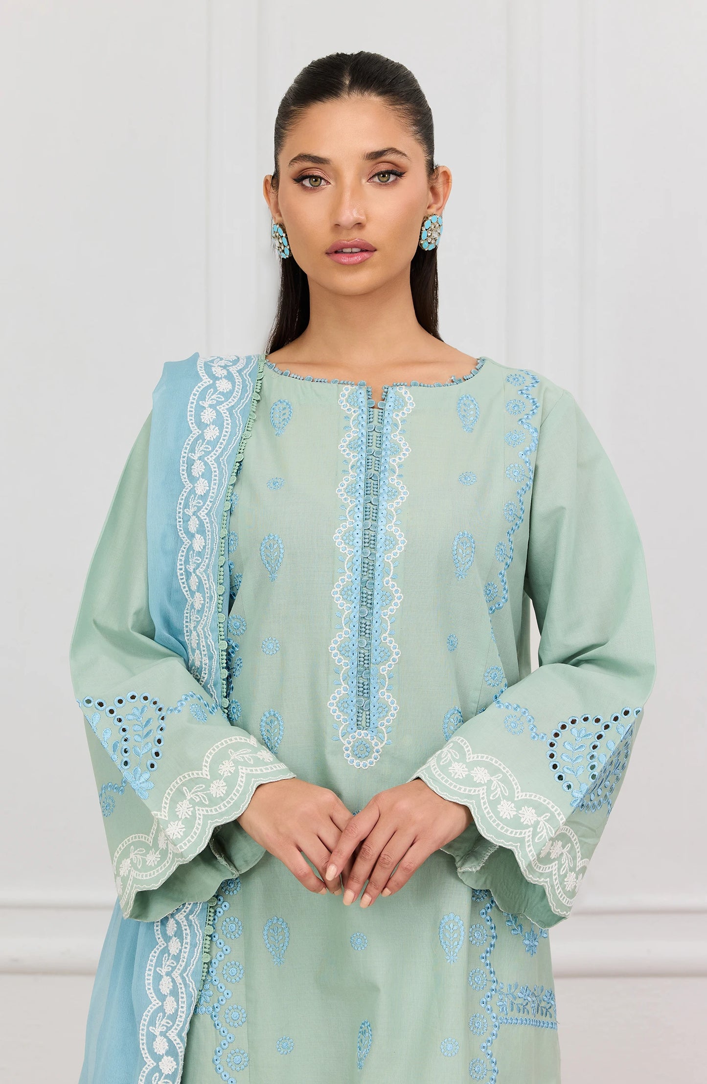 Unstitched | 3 Piece | Embroidered | CHIKANKARI Shirt | WRFC25S-3026/U LIGHT GREEN